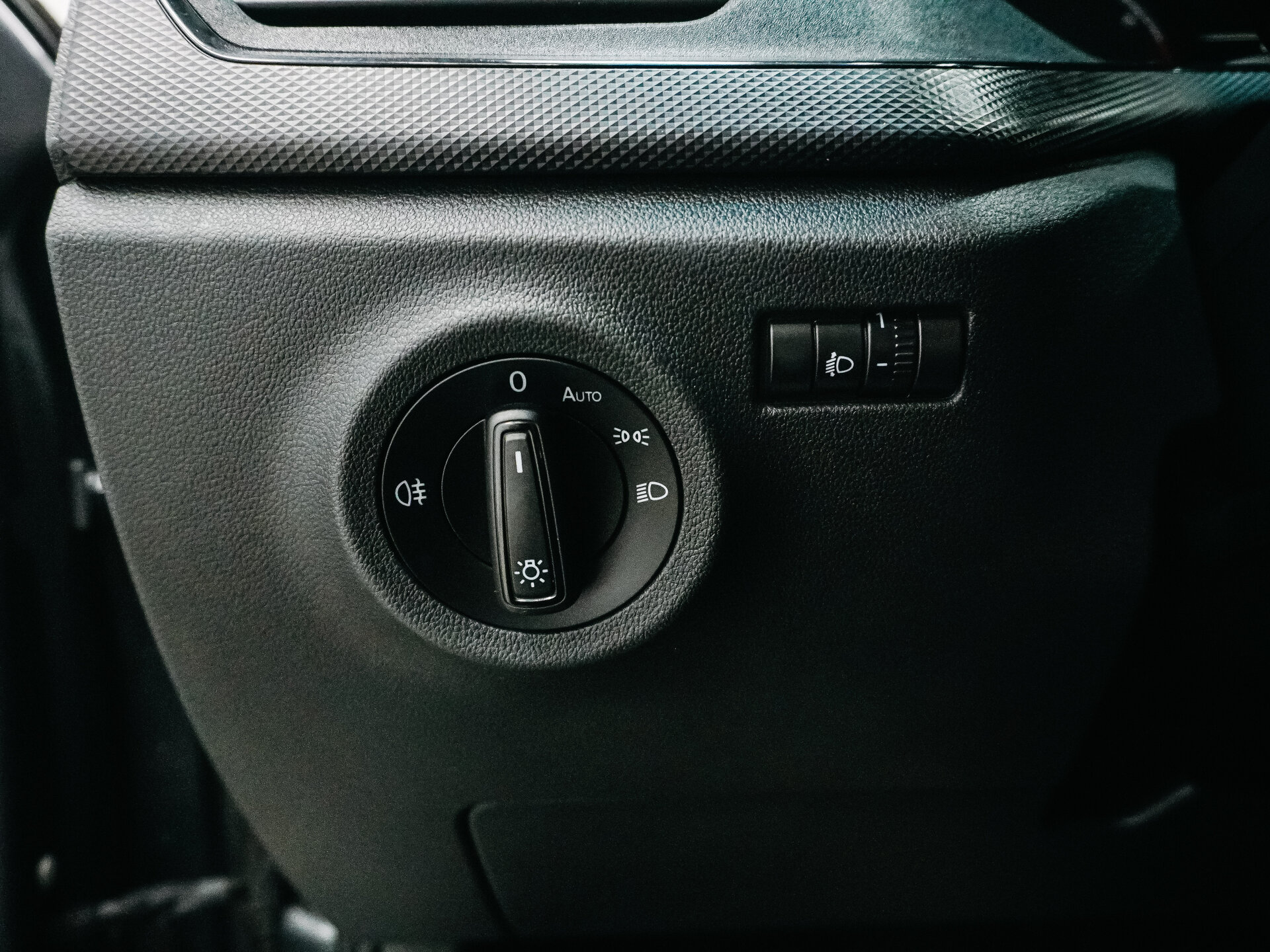 Volkswagen Polo 2020 16