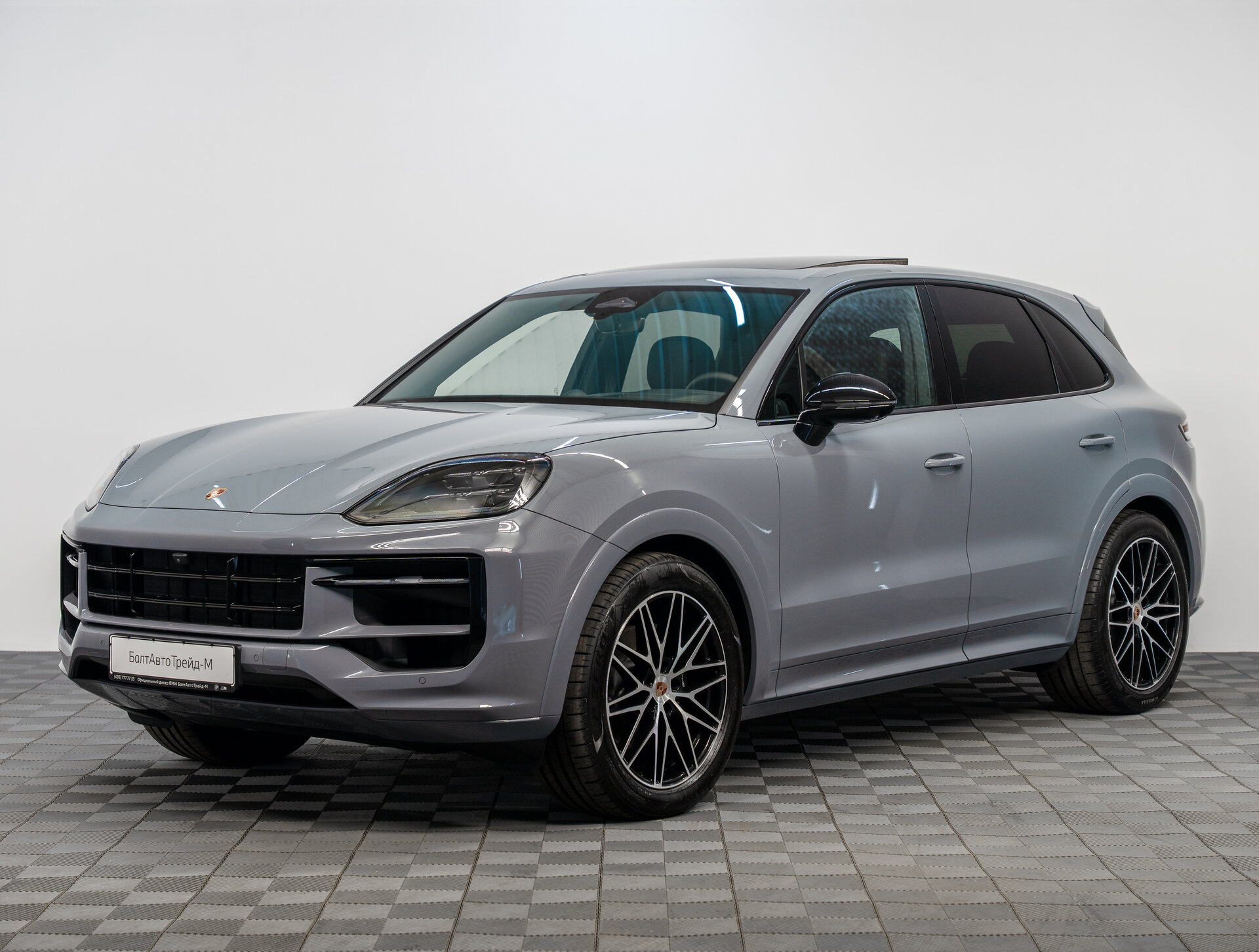 Автомобиль Porsche Cayenne 3.0 AT (353 л.с.) 4WD - 1