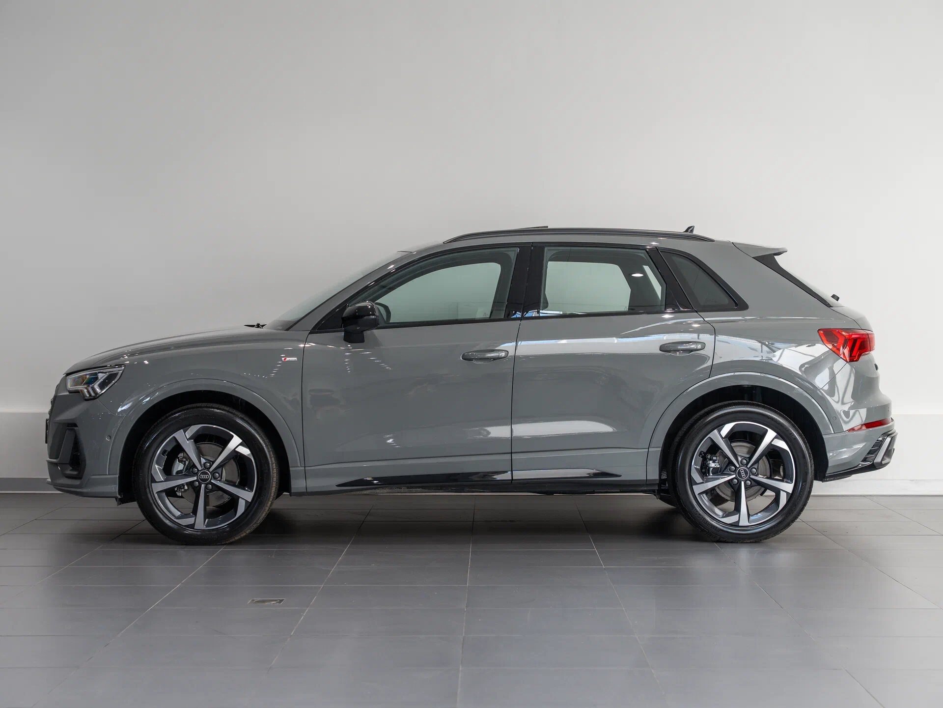 Автомобиль Audi Q3 35 TFSI 1.5 AMT (160 л.с.) - 8