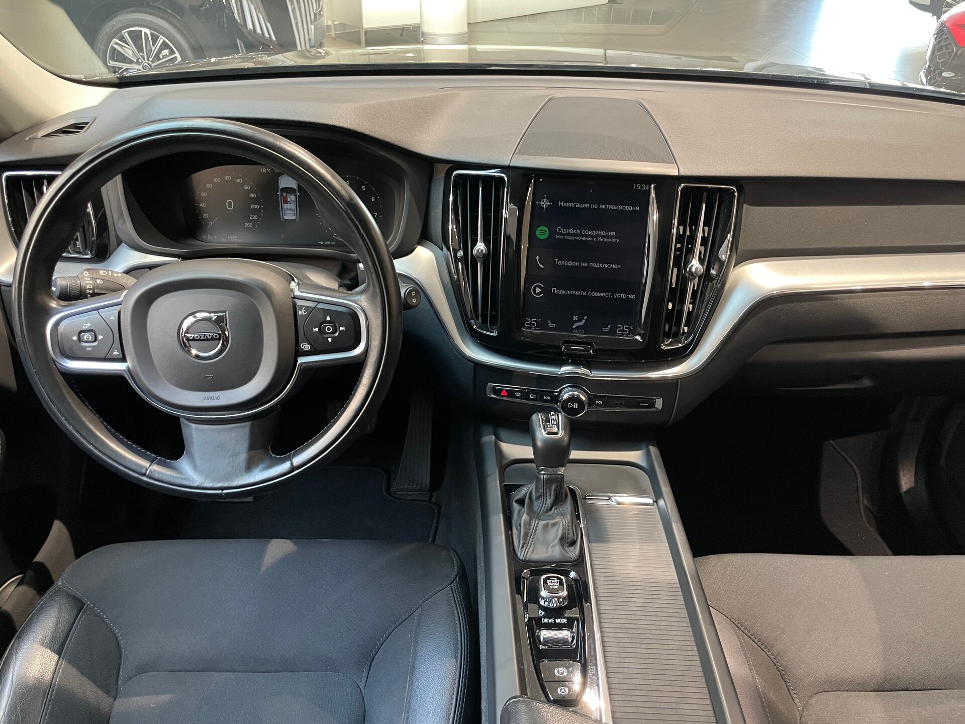 Автомобиль Volvo XC60 2.0 AT (249 л.с.) 4WD - 13
