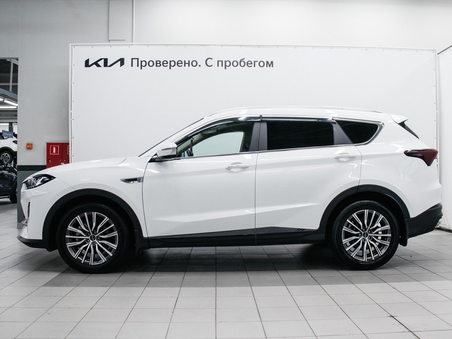 Jetour X70+ 2023 8