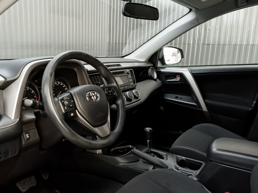 Купить Toyota RAV4 2.0 CVT (146 л.с.) 4WD, 2016 в Екатеренбурге