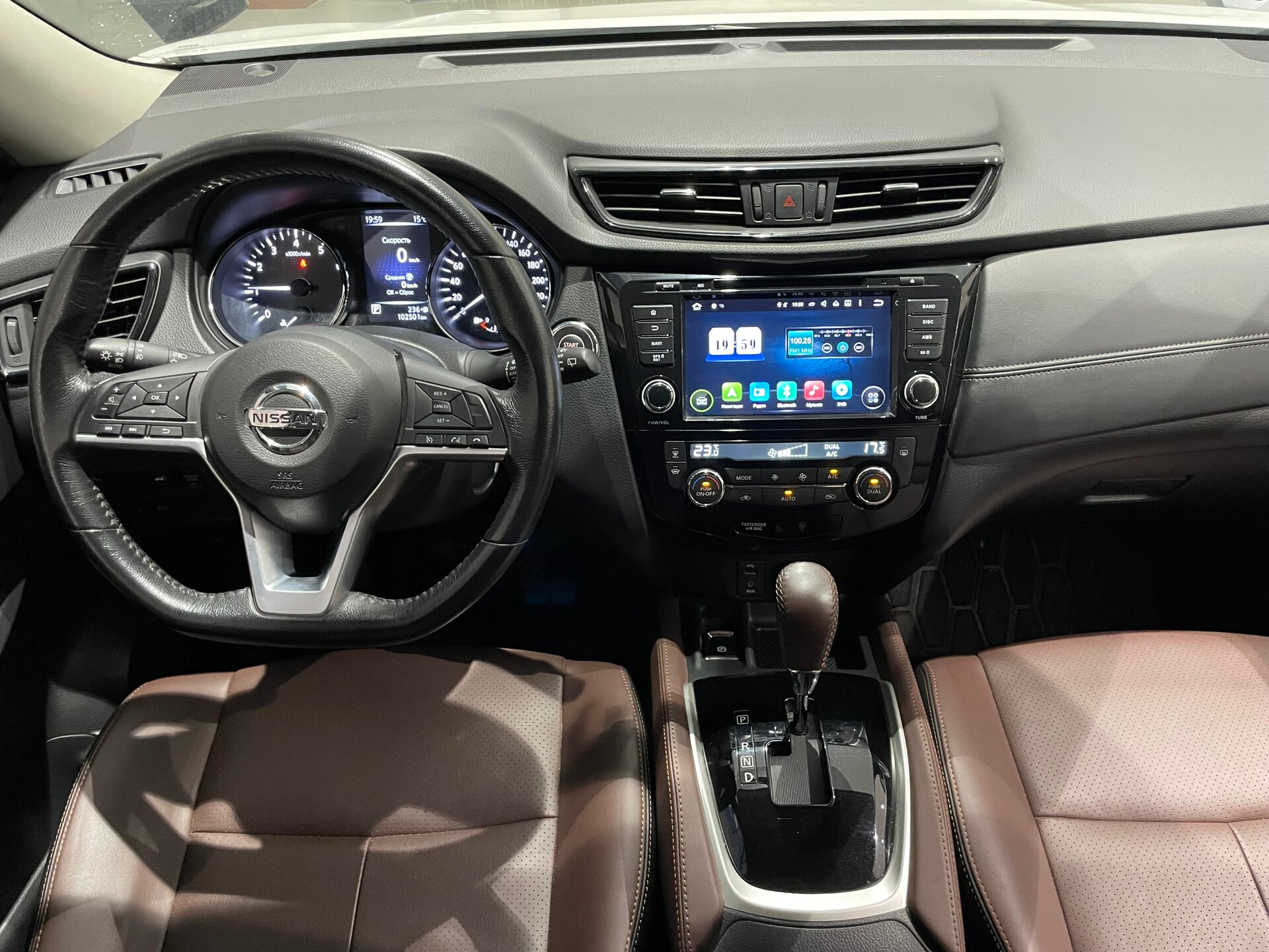 Автомобиль Nissan X-Trail 2.0 CVT (144 л.с.) - 13