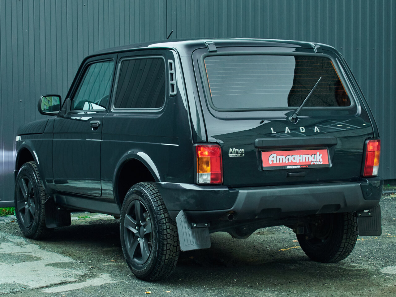 Купить Lada (ВАЗ) Niva Legend Euro-2 1.7 MT (83 л.с.) 4WD, 2025 в Екатеренбурге