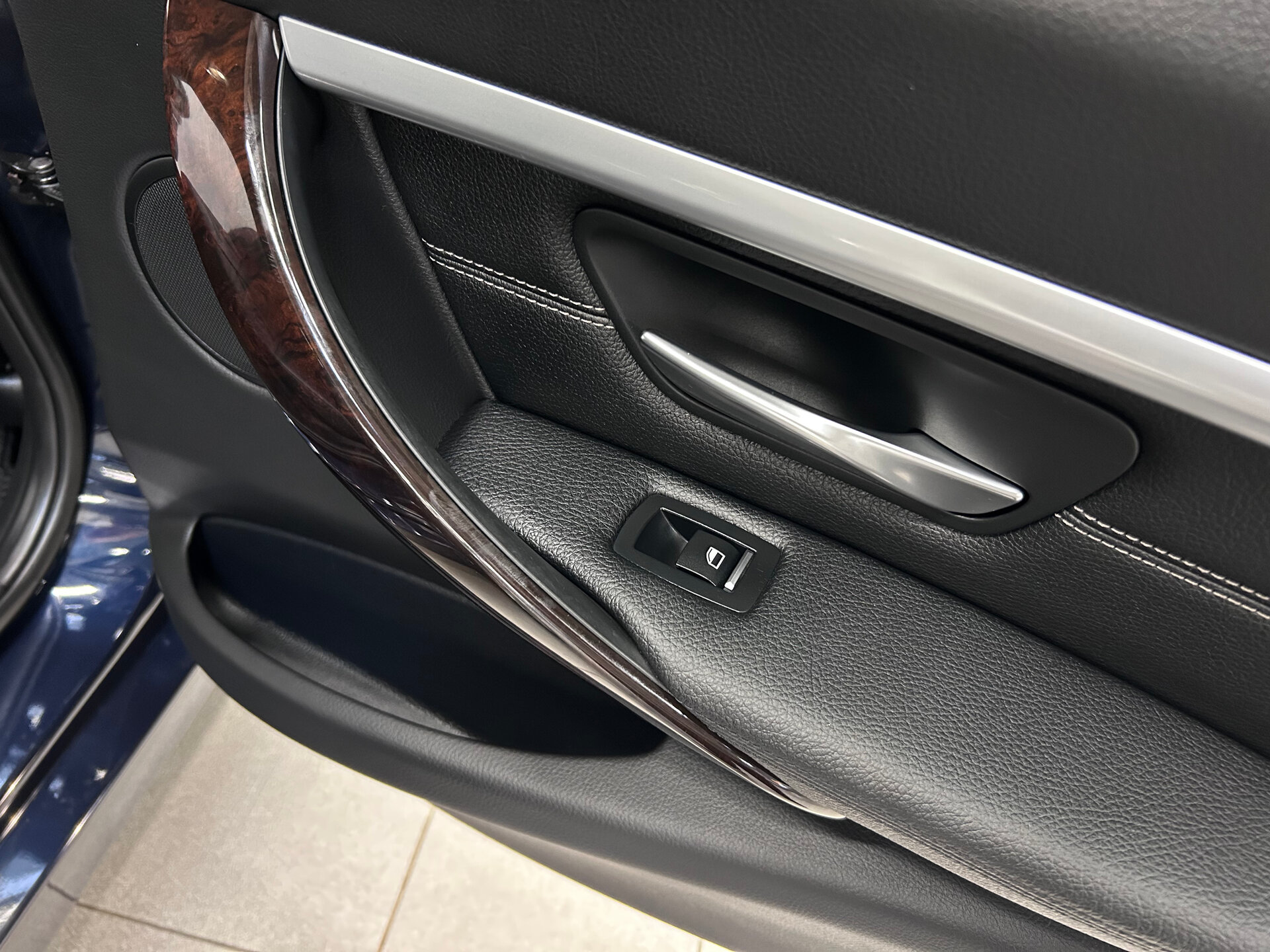 BMW 3 серии 2017 11