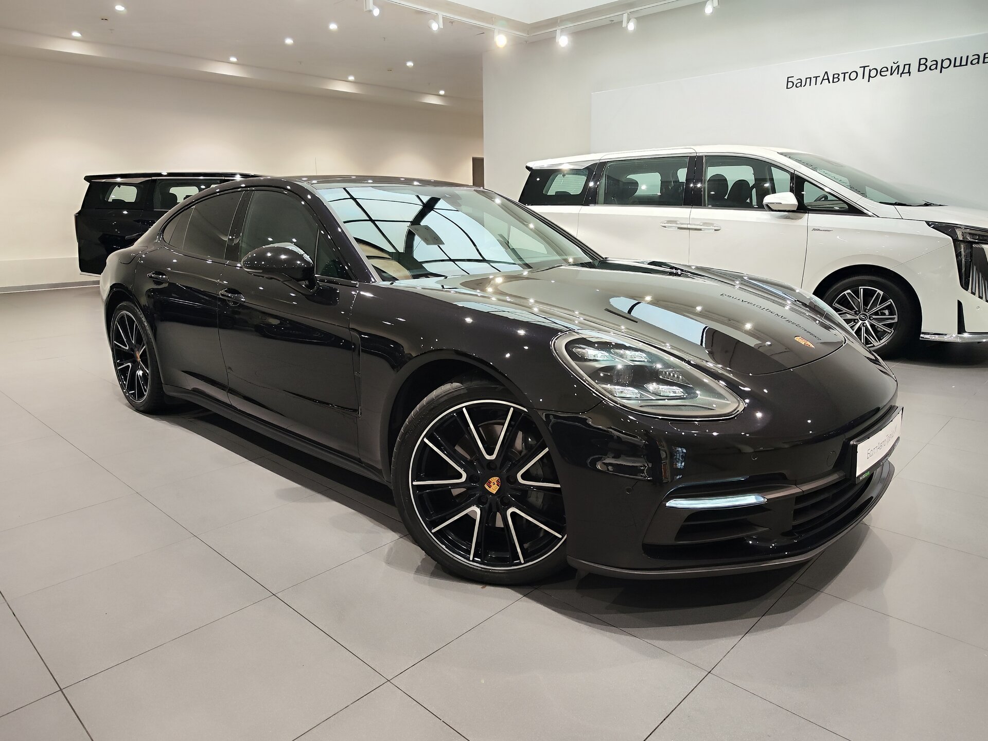 Автомобиль Porsche Panamera 4S 2.9 AMT (440 л.с.) 4WD - 3