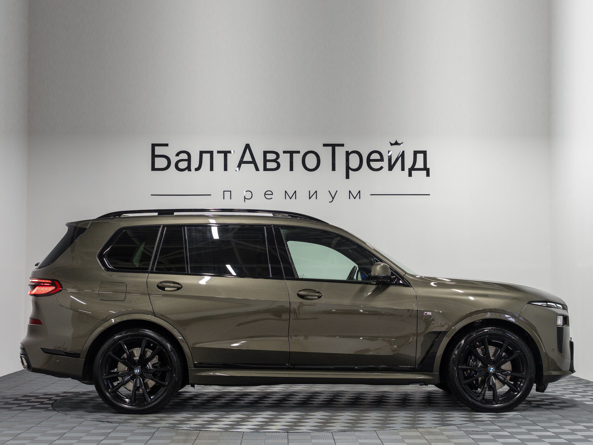 Автомобиль BMW X7 40d 3.0d AT (340 л.с.) 4WD - 6