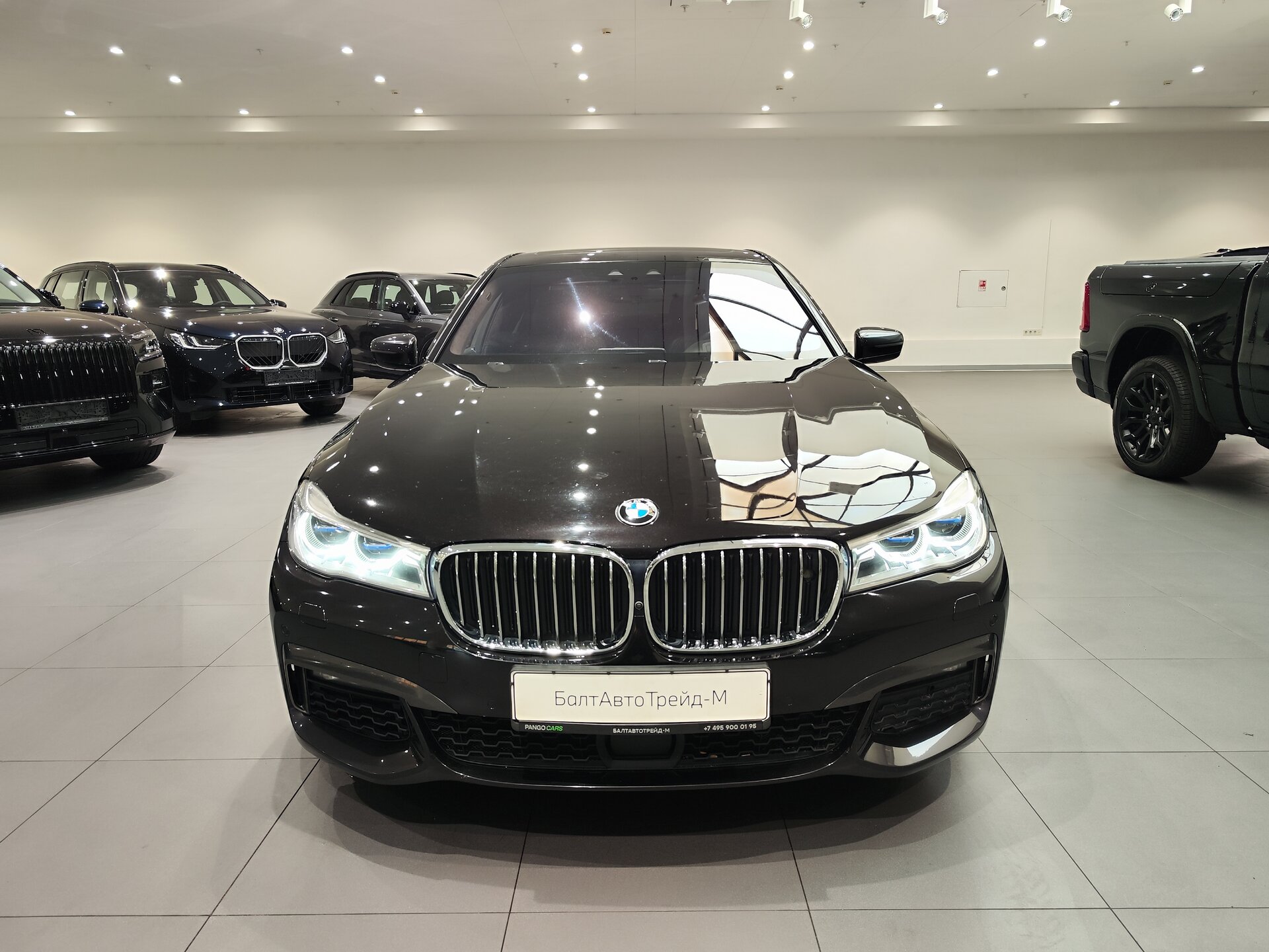 Автомобиль BMW 7 серии 750d xDrive 3.0d AT (400 л.с.) 4WD - 2