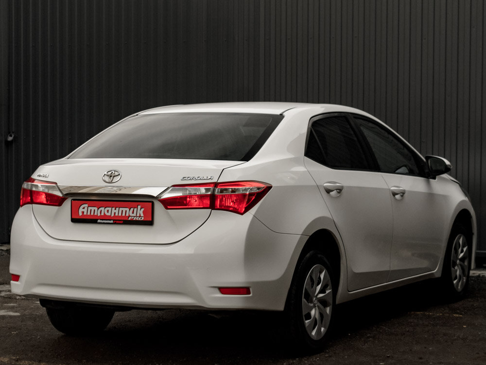 Купить Toyota Corolla 1.6 MT (122 л.с.), 2013 в Екатеренбурге