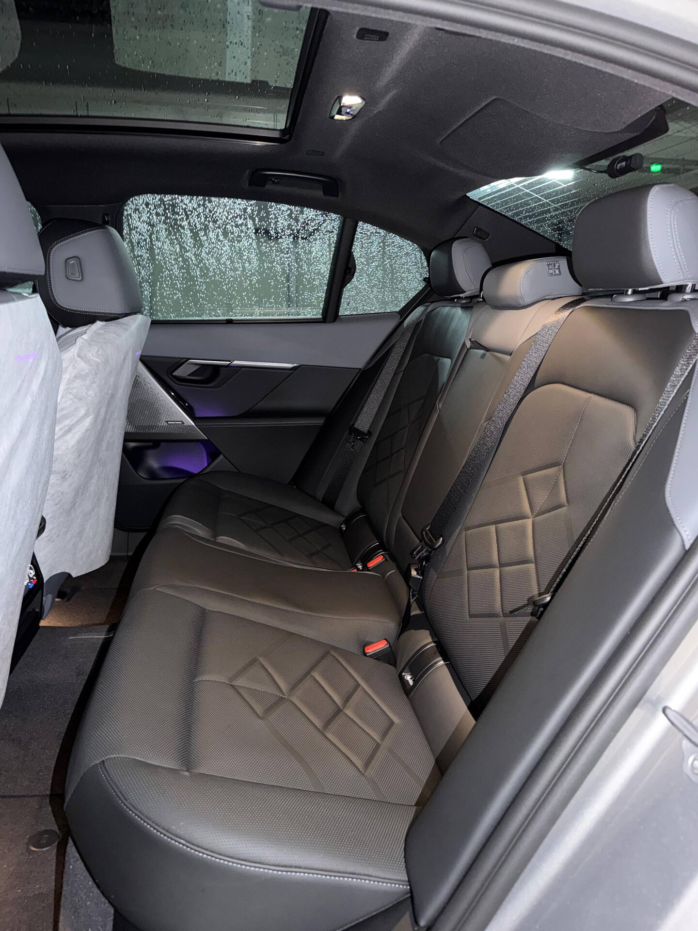 Автомобиль BMW 5 серии 530i xDrive 2.0 AT (258 л.с.) 4WD - 8