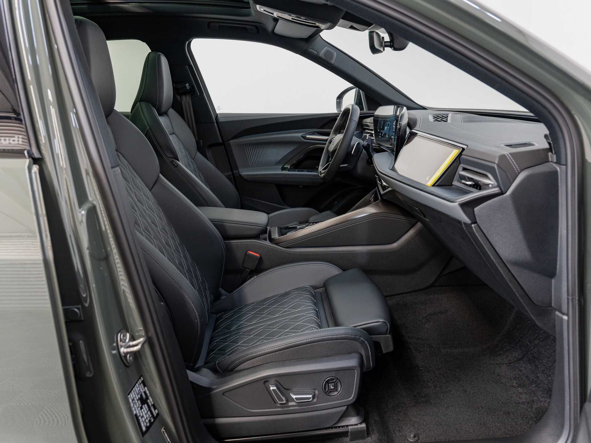 Автомобиль Audi Q5 L 2.0 AMT (272 л.с.) 4WD - 10
