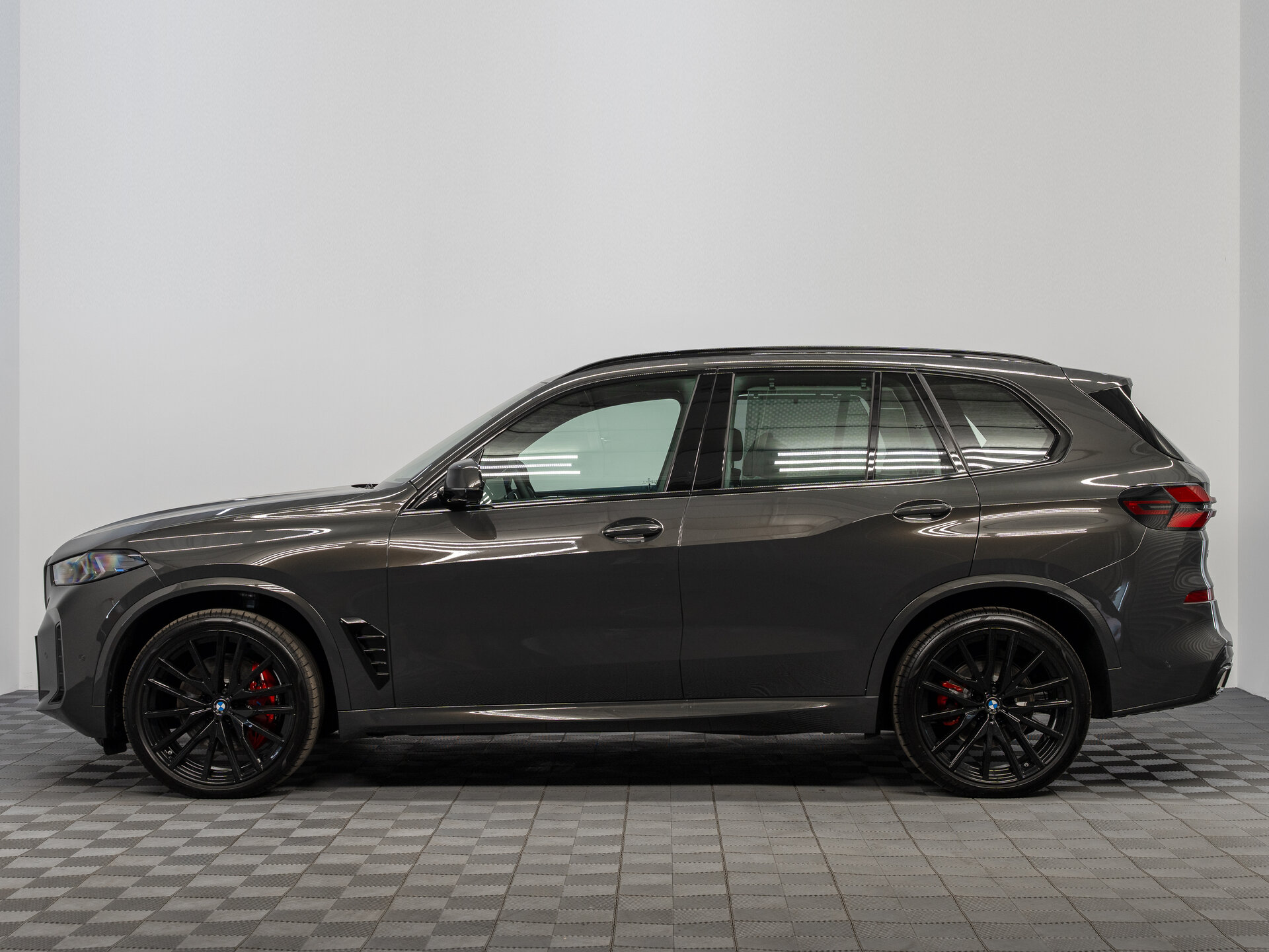 Автомобиль BMW X5 40d 3.0d AT (352 л.с.) 4WD - 6