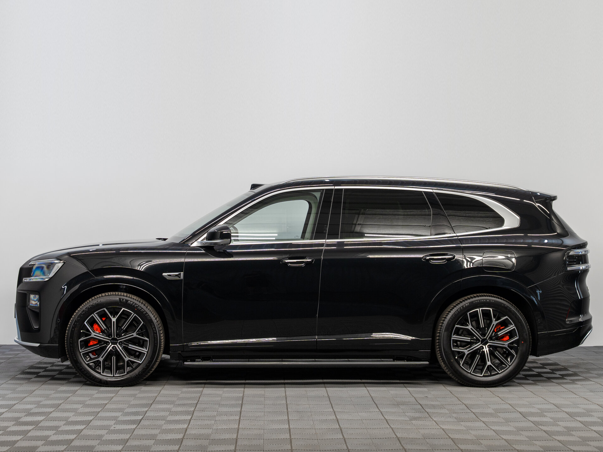Автомобиль Zeekr 8X 55 kWh 2.0hyb AT (898 л.с.) 4WD - 5