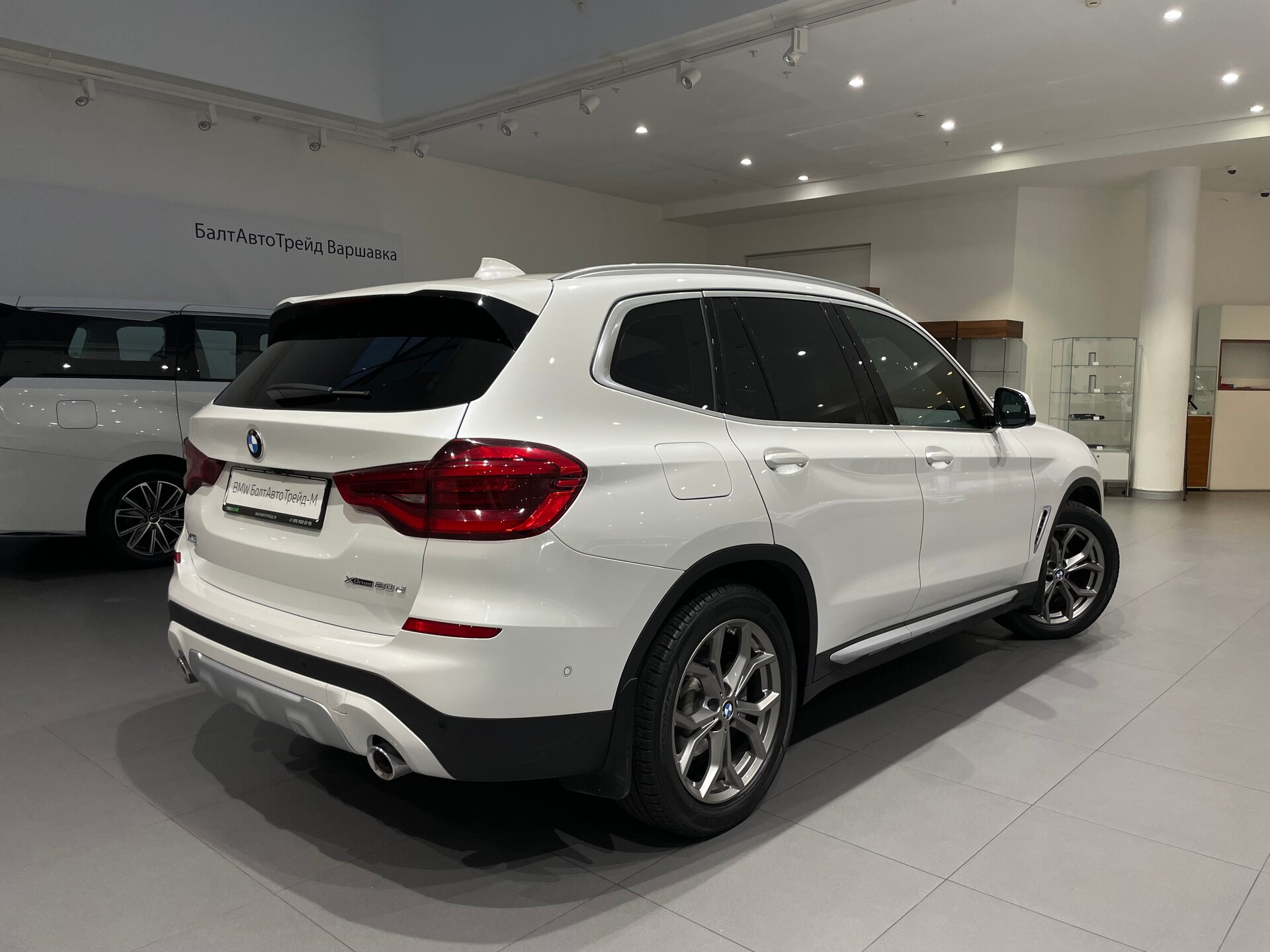 Автомобиль BMW X3 20d xDrive 2.0d AT (190 л.с.) 4WD - 6