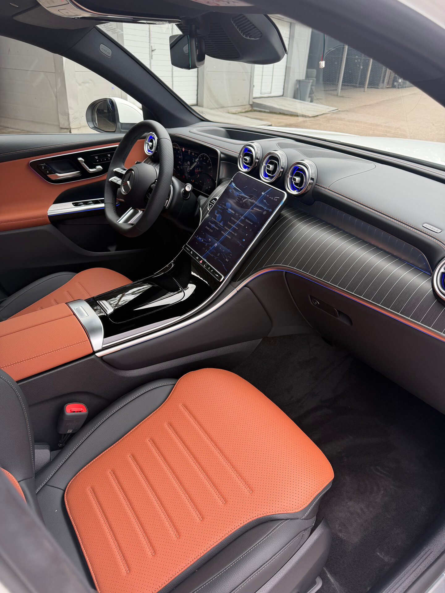 Автомобиль Mercedes-Benz GLC Coupe 300 2.0 AT (258 л.с.) 4WD - 7