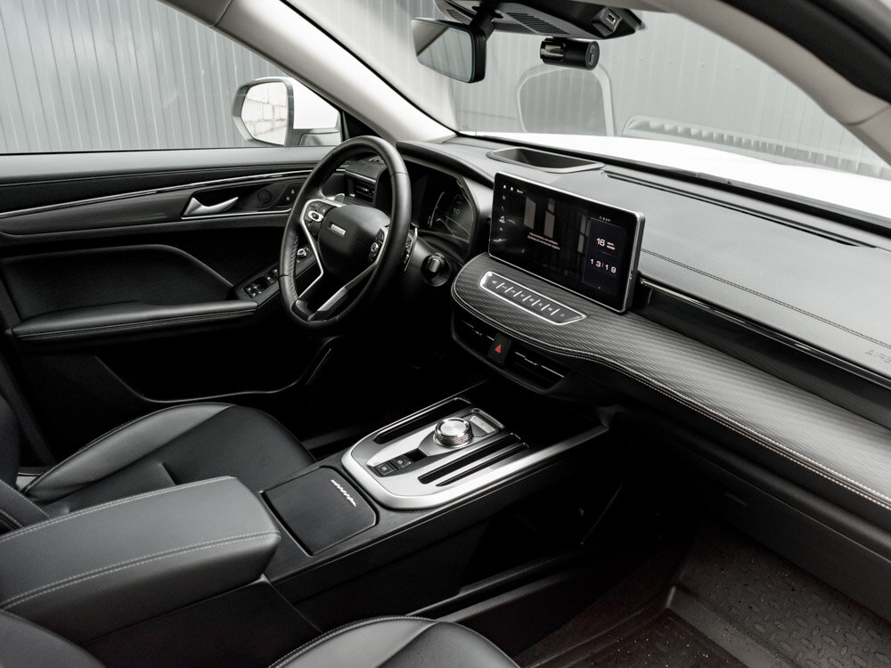 Купить Haval Jolion 1.5 AMT (150 л.с.) 4WD, 2023 в Екатеренбурге