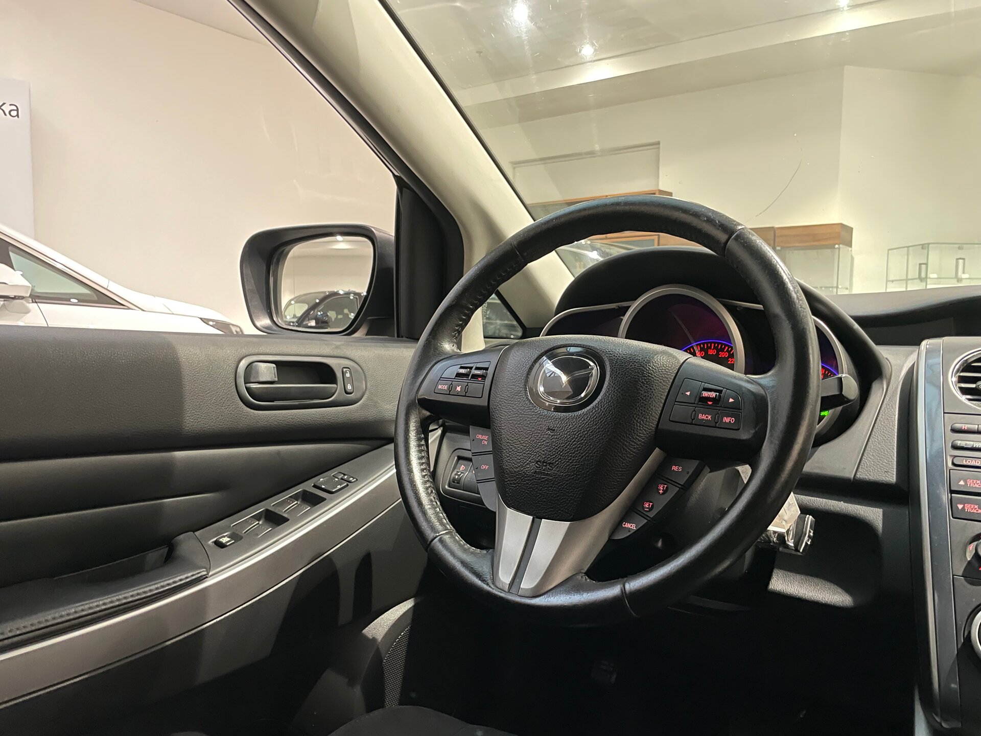 Автомобиль Mazda CX-7 2.5 AT (163 л.с.) - 15