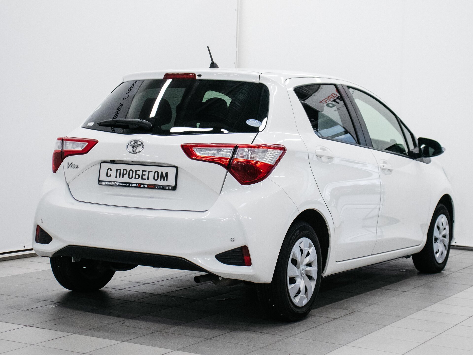 Toyota Vitz 2019 4