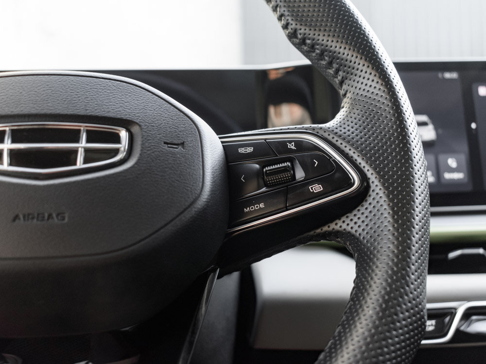 Купить Geely Coolray 1.5 AMT (177 л.с.), 2023 в Екатеренбурге
