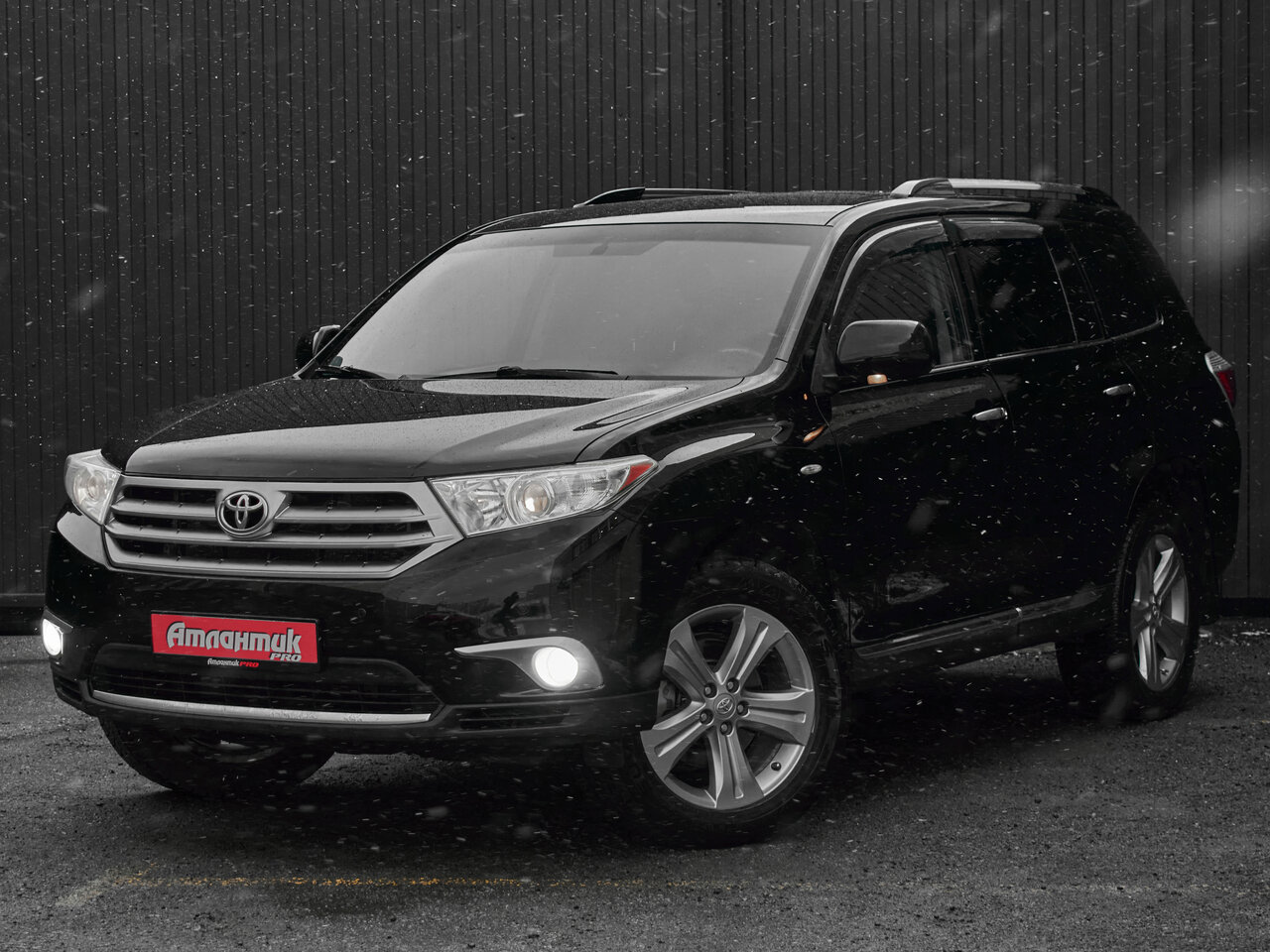 Купить Toyota Highlander 3.5 AT (273 л.с.) 4WD, 2013 в Екатеренбурге