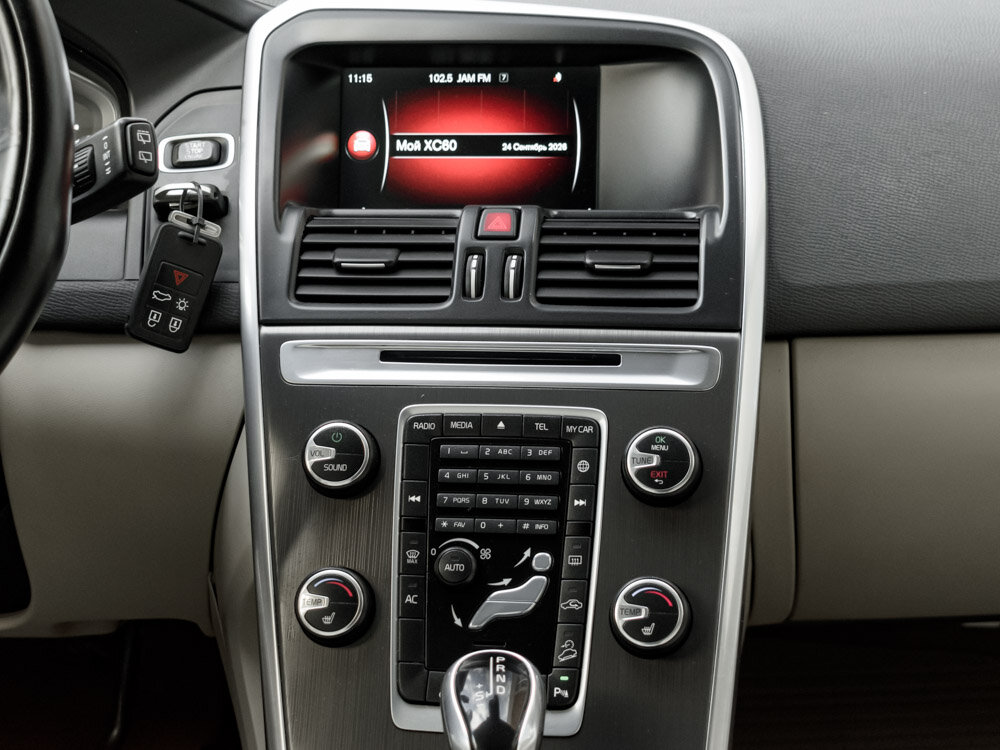 Купить Volvo XC60 2.4d AT (181 л.с.) 4WD, 2014 в Екатеренбурге