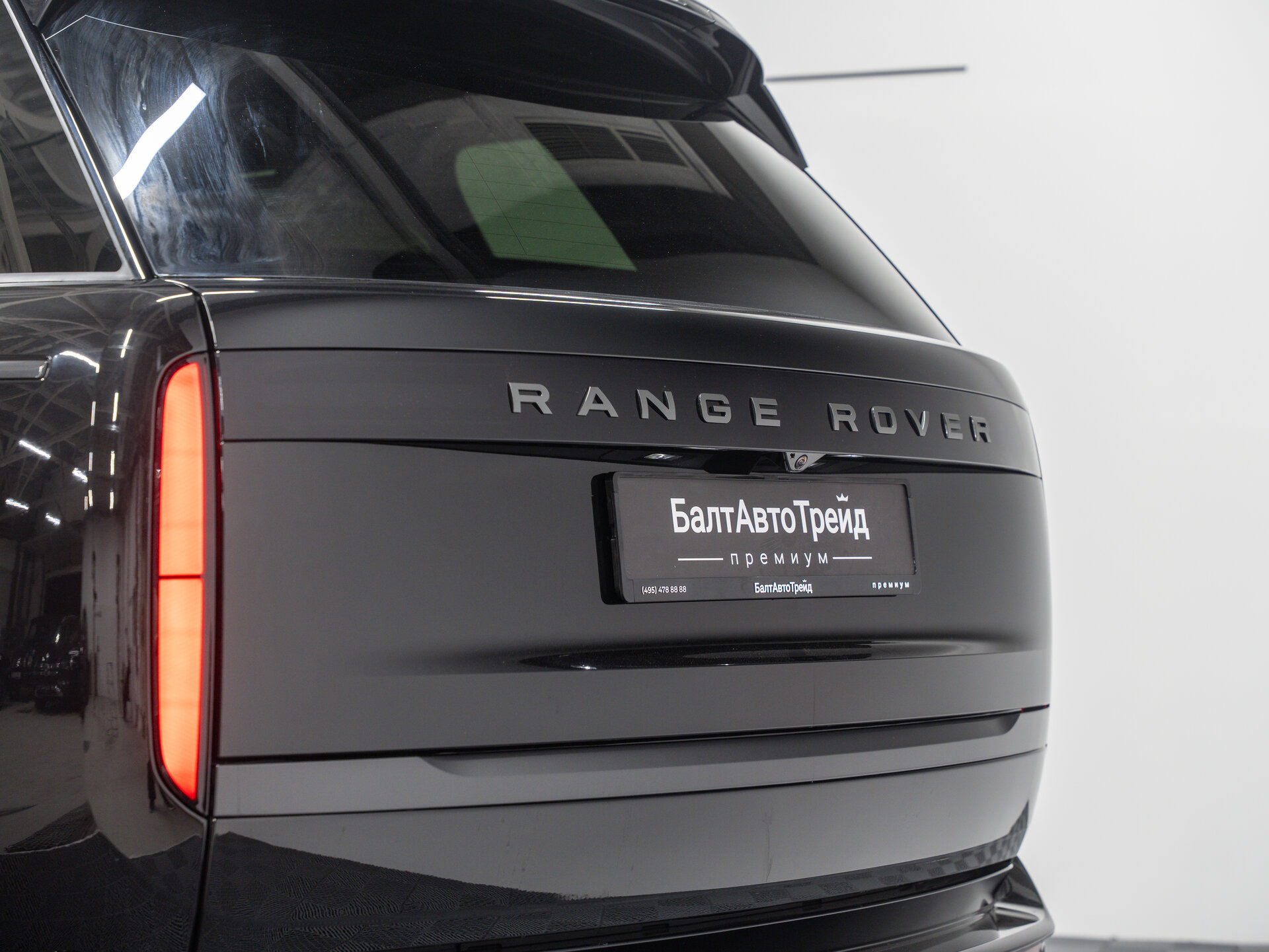 Автомобиль Land Rover Range Rover D350 MHEV 3.0d AT (350 л.с.) 4WD - 10