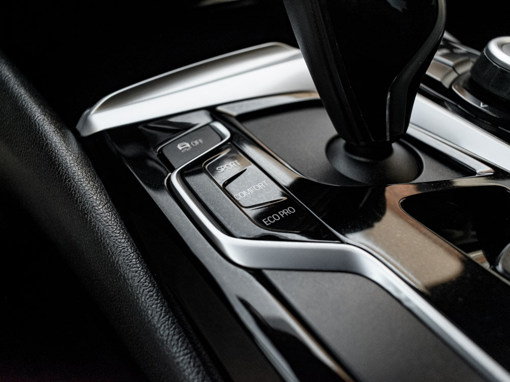 Купить BMW 5 серии 520d xDrive 2.0d AT (190 л.с.) 4WD, 2019 в Екатеренбурге