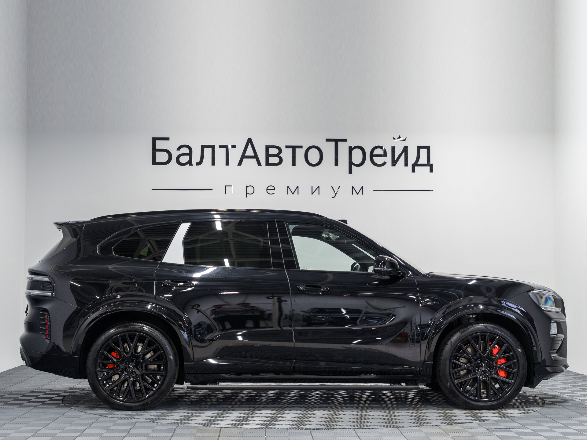 Автомобиль Zeekr 8X Dawn 2.0hyb AT (1401 л.с.) 4WD - 6
