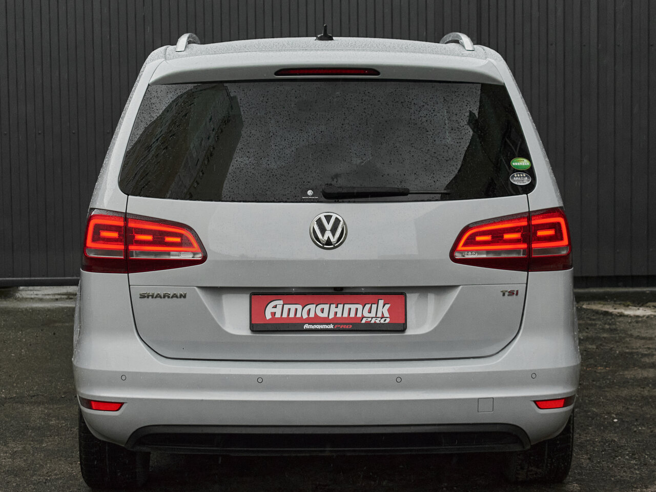 Купить Volkswagen Sharan 1.4 AMT (150 л.с.), 2017 в Екатеренбурге