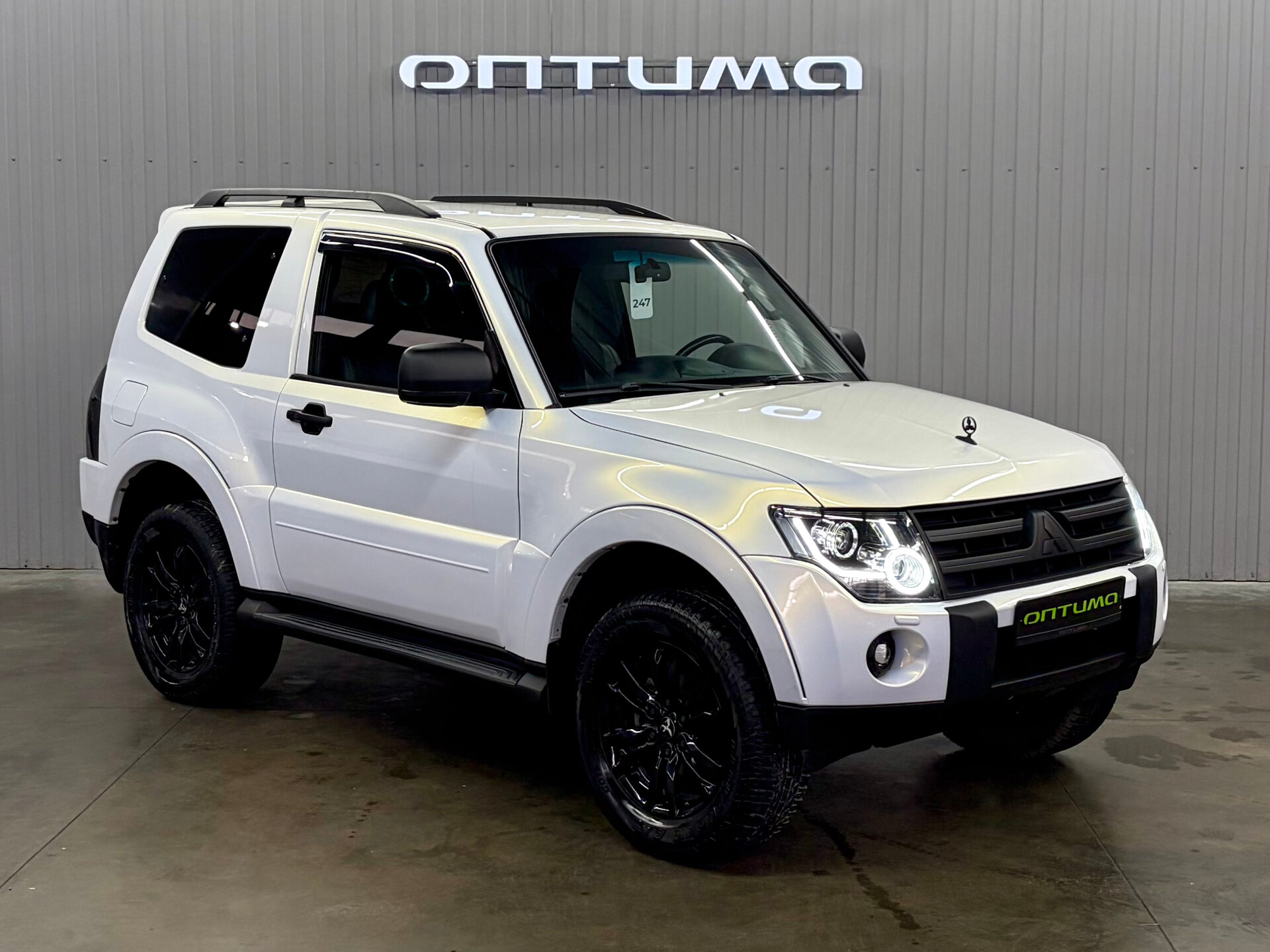 Mitsubishi Pajero 