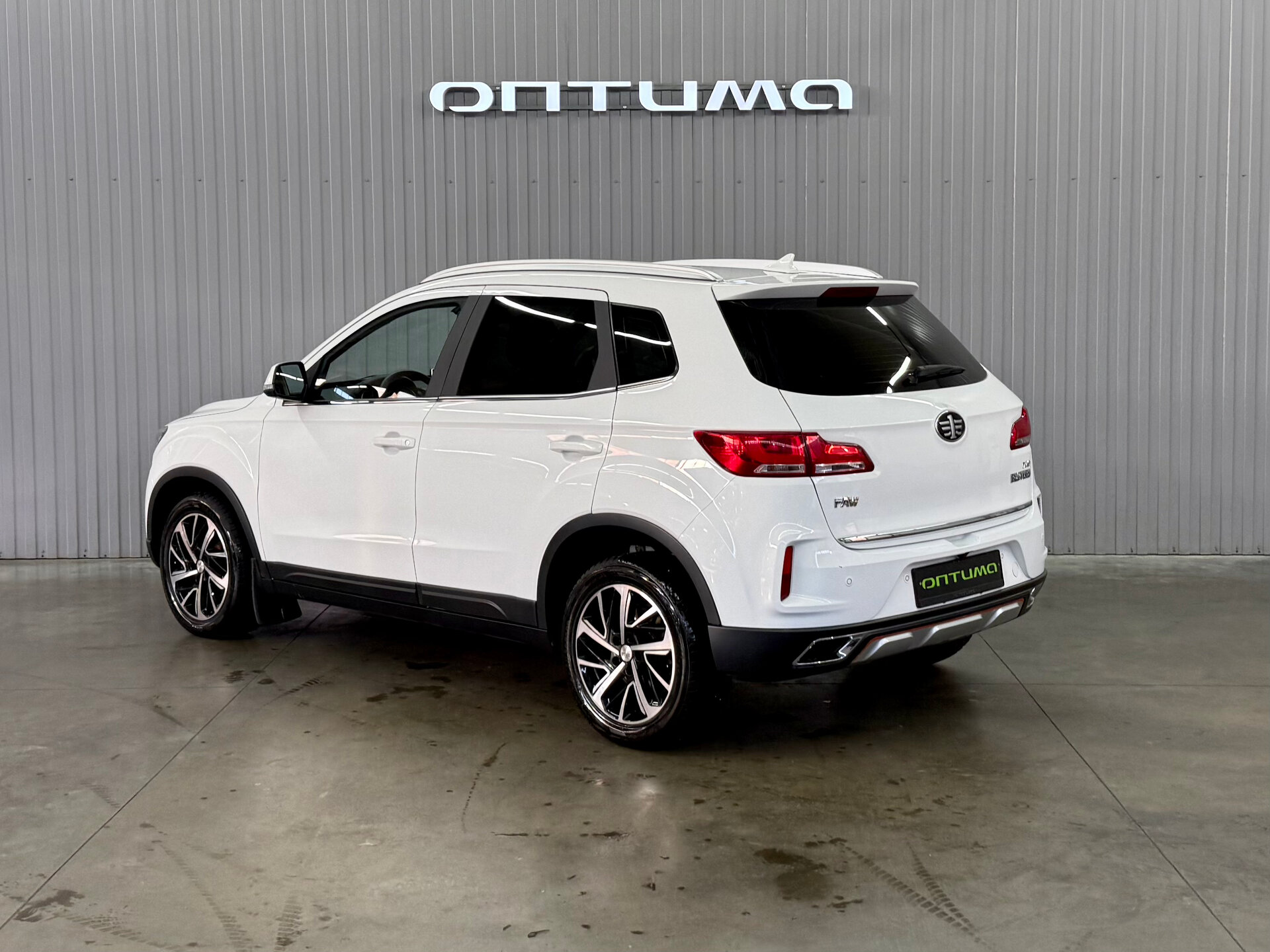 FAW Besturn X40 