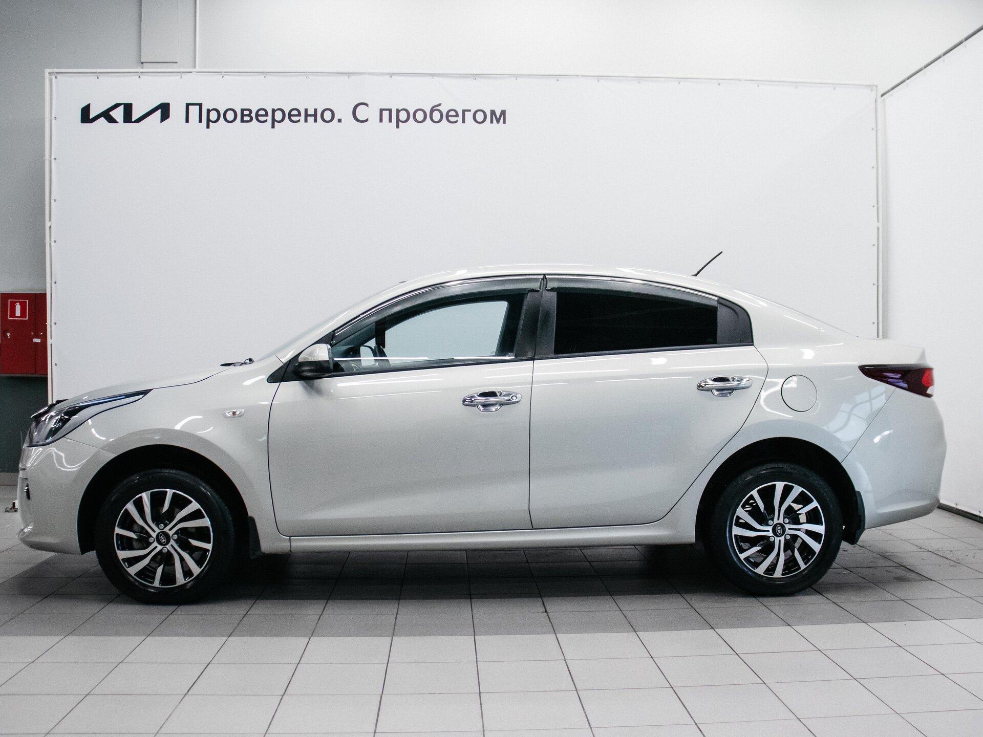 Kia Rio 2019 8
