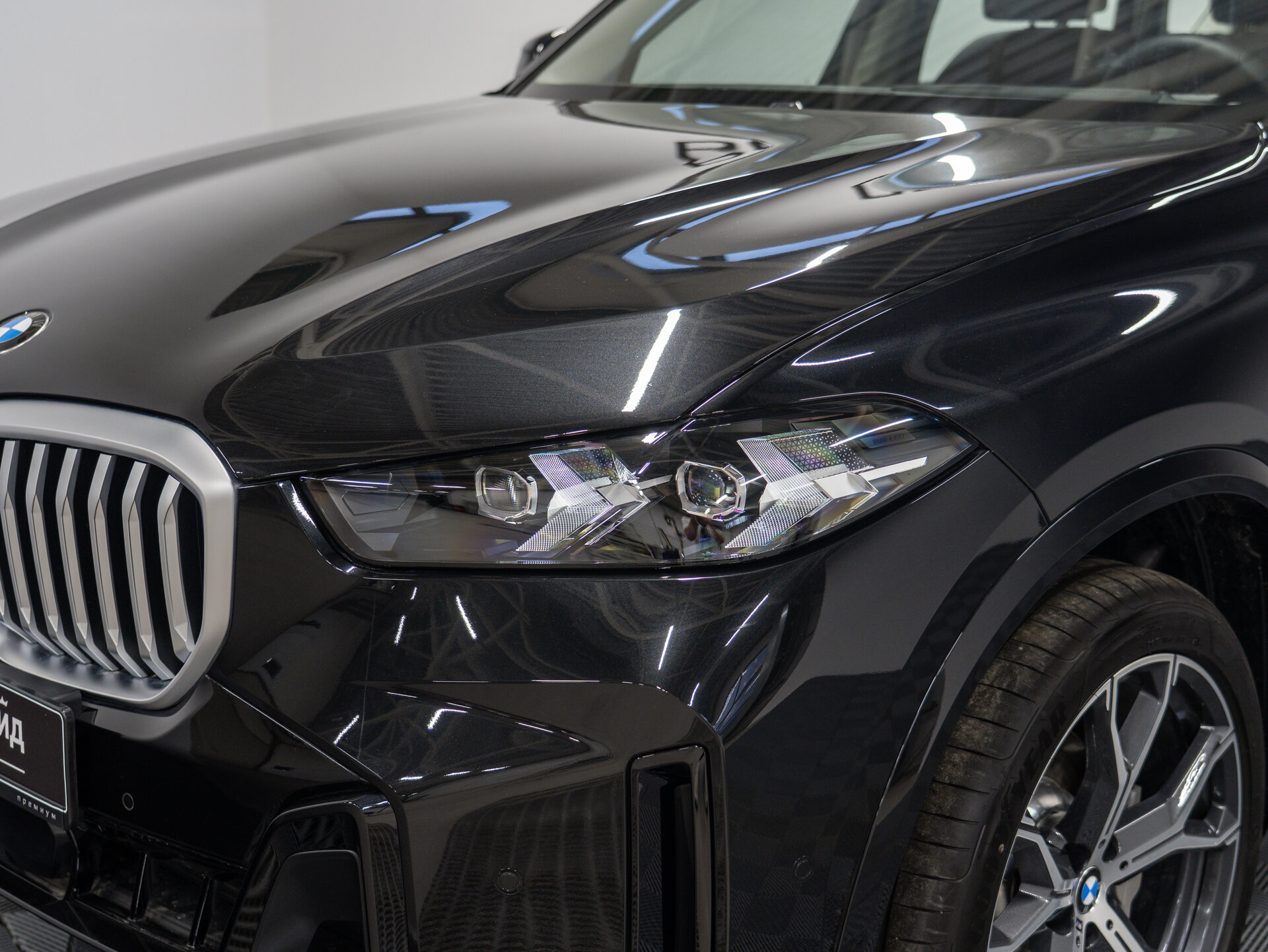 Автомобиль BMW X5 30Li 2.0 AT (258 л.с.) 4WD - 2