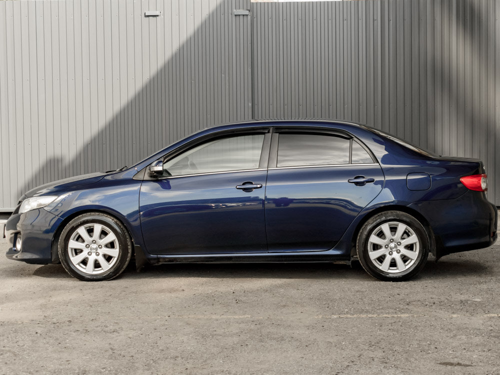 Купить Toyota Corolla 1.6 AT (124 л.с.), 2011 в Екатеренбурге