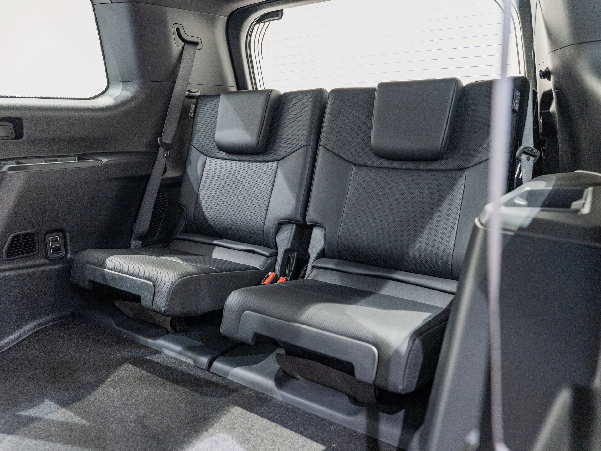 Автомобиль Toyota Land Cruiser Prado 2.8d AT (204 л.с.) 4WD - 20