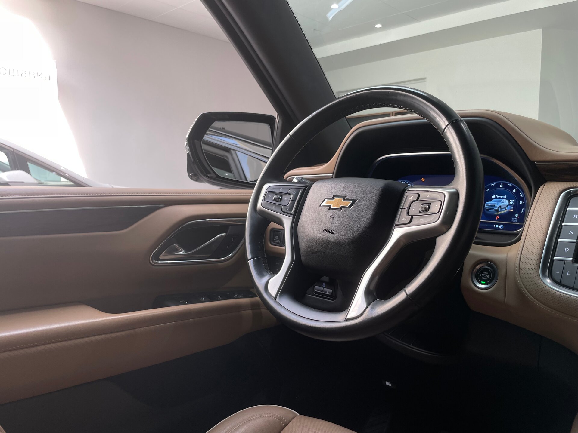 Автомобиль Chevrolet Tahoe 5.3 AT (360 л.с.) 4WD - 15