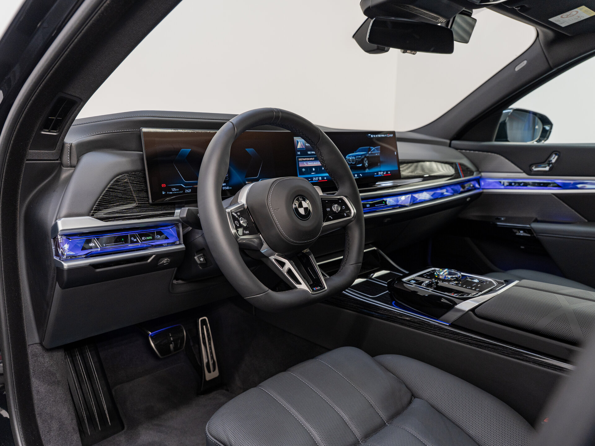 Автомобиль BMW 7 серии 740i xDrive 3.0 AT (380 л.с.) 4WD - 12