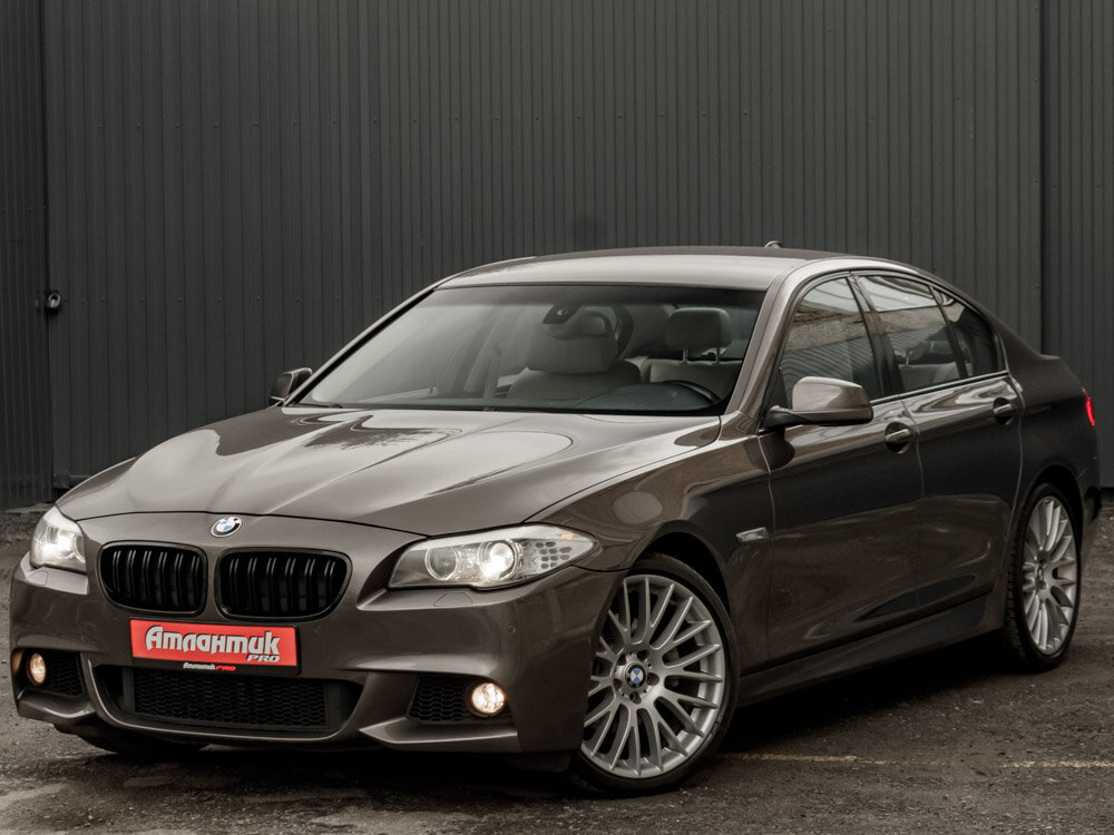Купить BMW 5 серии 528i xDrive 2.0 AT (245 л.с.) 4WD, 2012 в Екатеренбурге