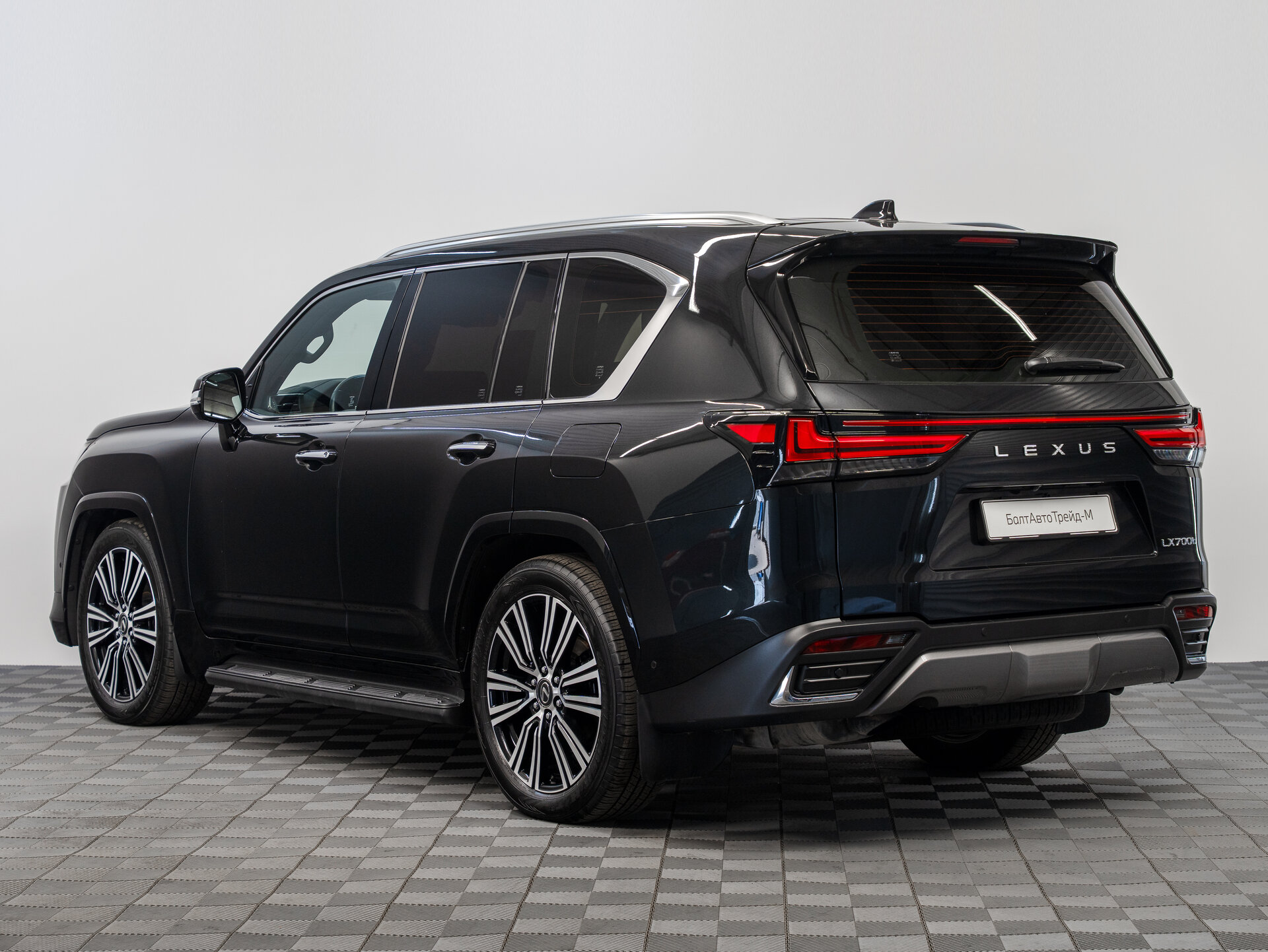 Автомобиль Lexus LX 700h 3.4hyb AT (457 л.с.) 4WD - 7