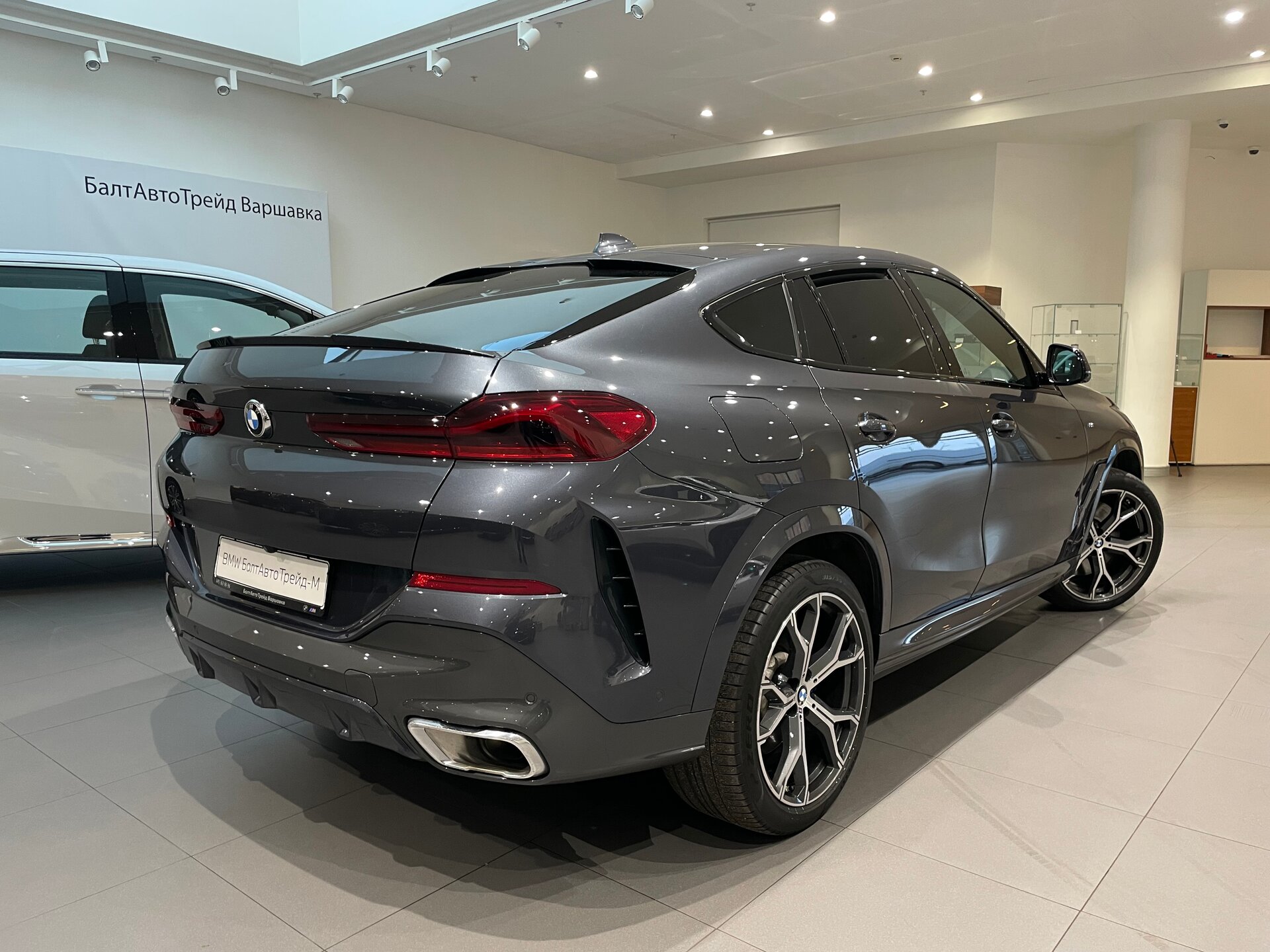 Автомобиль BMW X6 40d 3.0d AT (340 л.с.) 4WD - 6