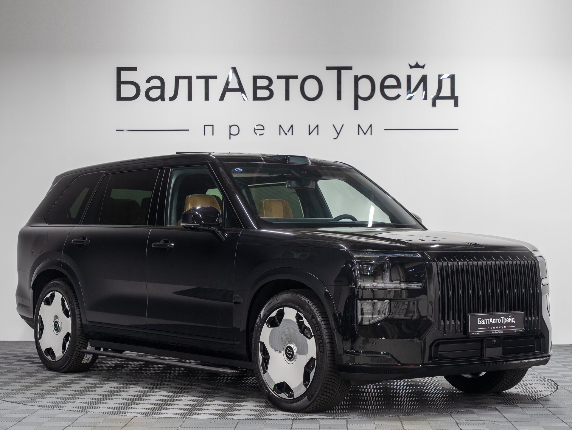 Автомобиль Zeekr 9X 55 kWh (до 3.5 т) 2.0hyb AT (898 л.с.) 4WD - 5