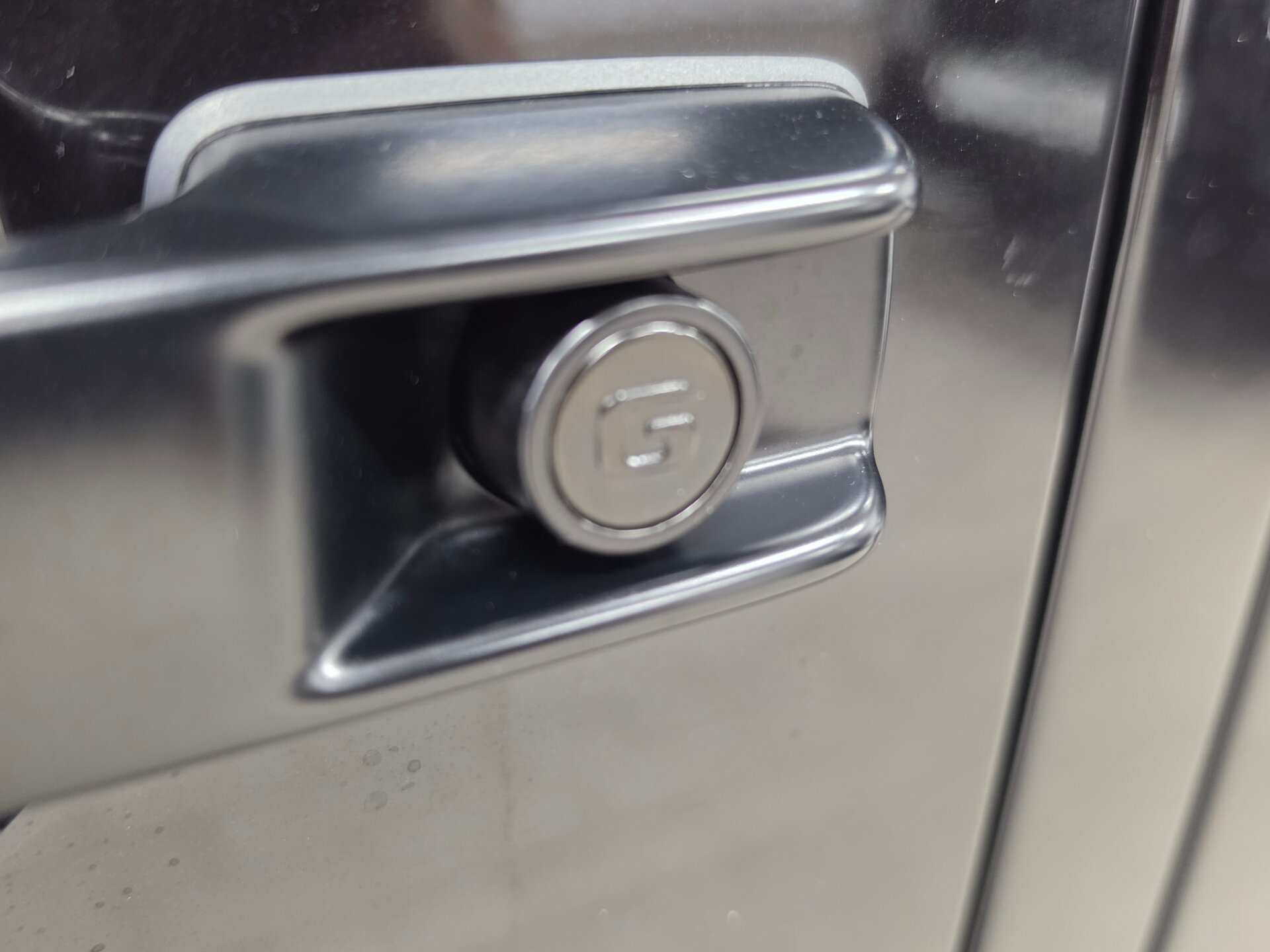Автомобиль Mercedes-Benz G-Класс AMG 63 AMG 4.0 AT (585 л.с.) 4WD - 15
