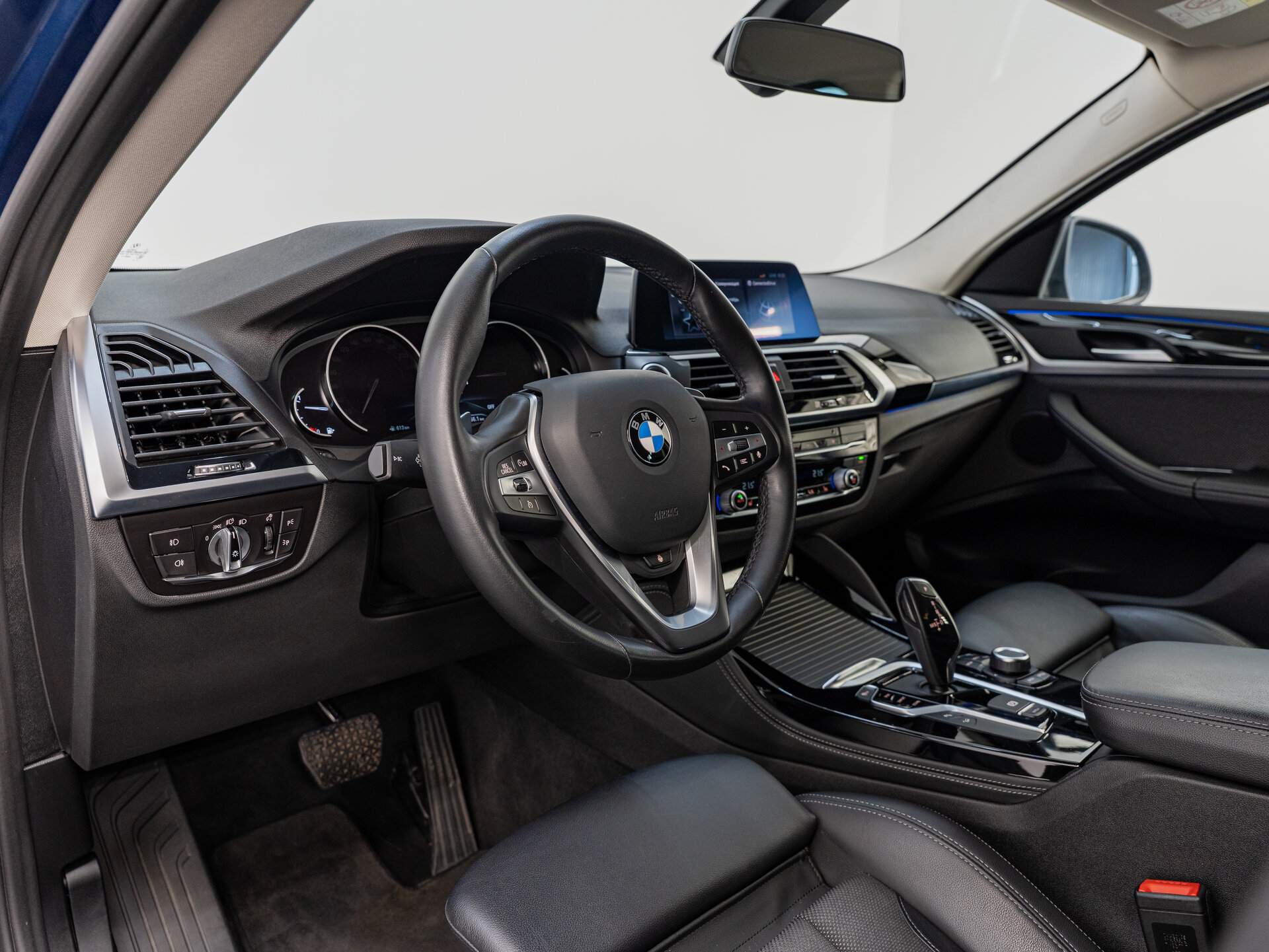 Автомобиль BMW X4 20i 2.0 AT (184 л.с.) 4WD - 9