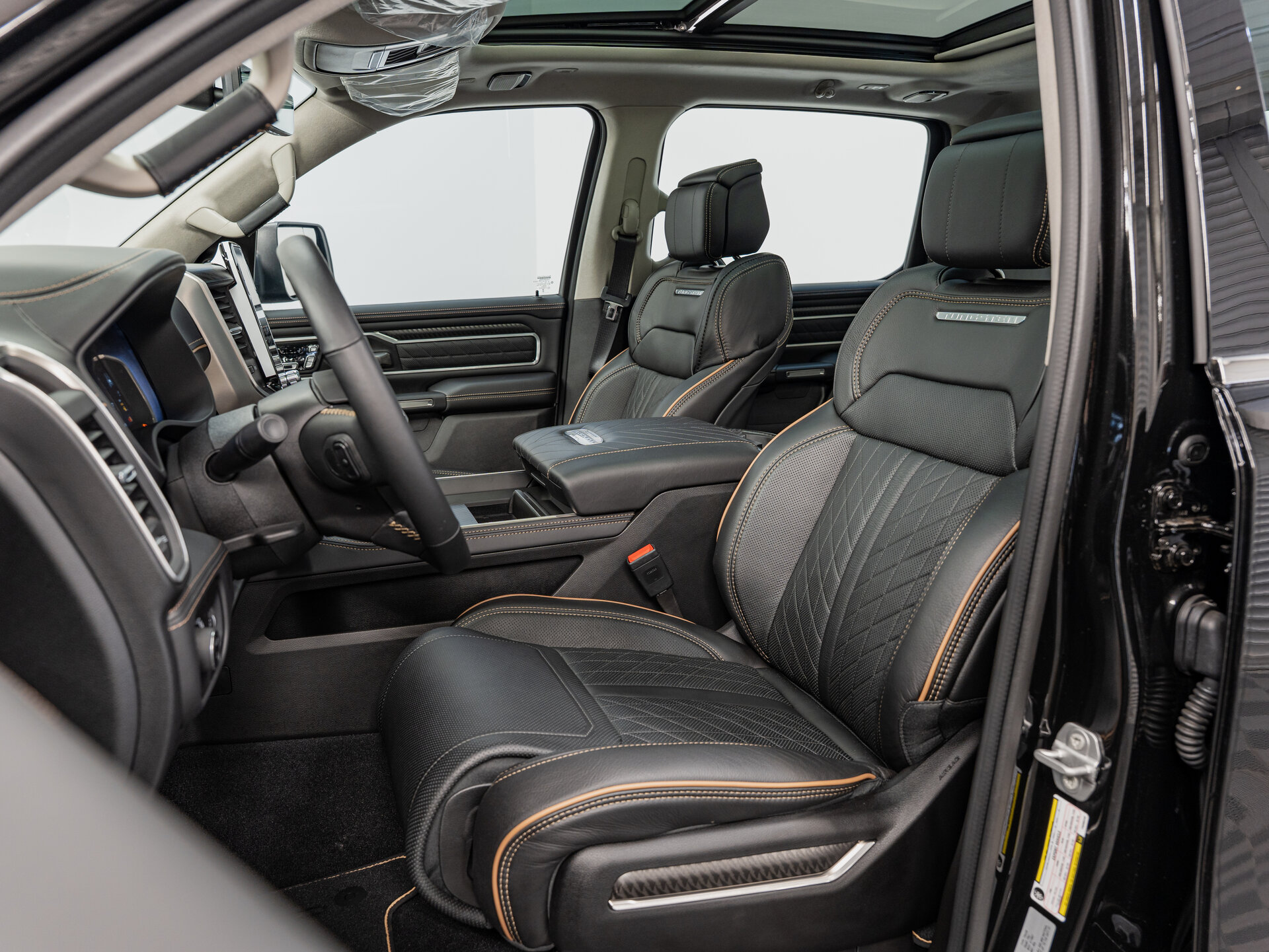 Автомобиль RAM 1500 Crew Cab 3.0 AT (540 л.с.) 4WD - 16