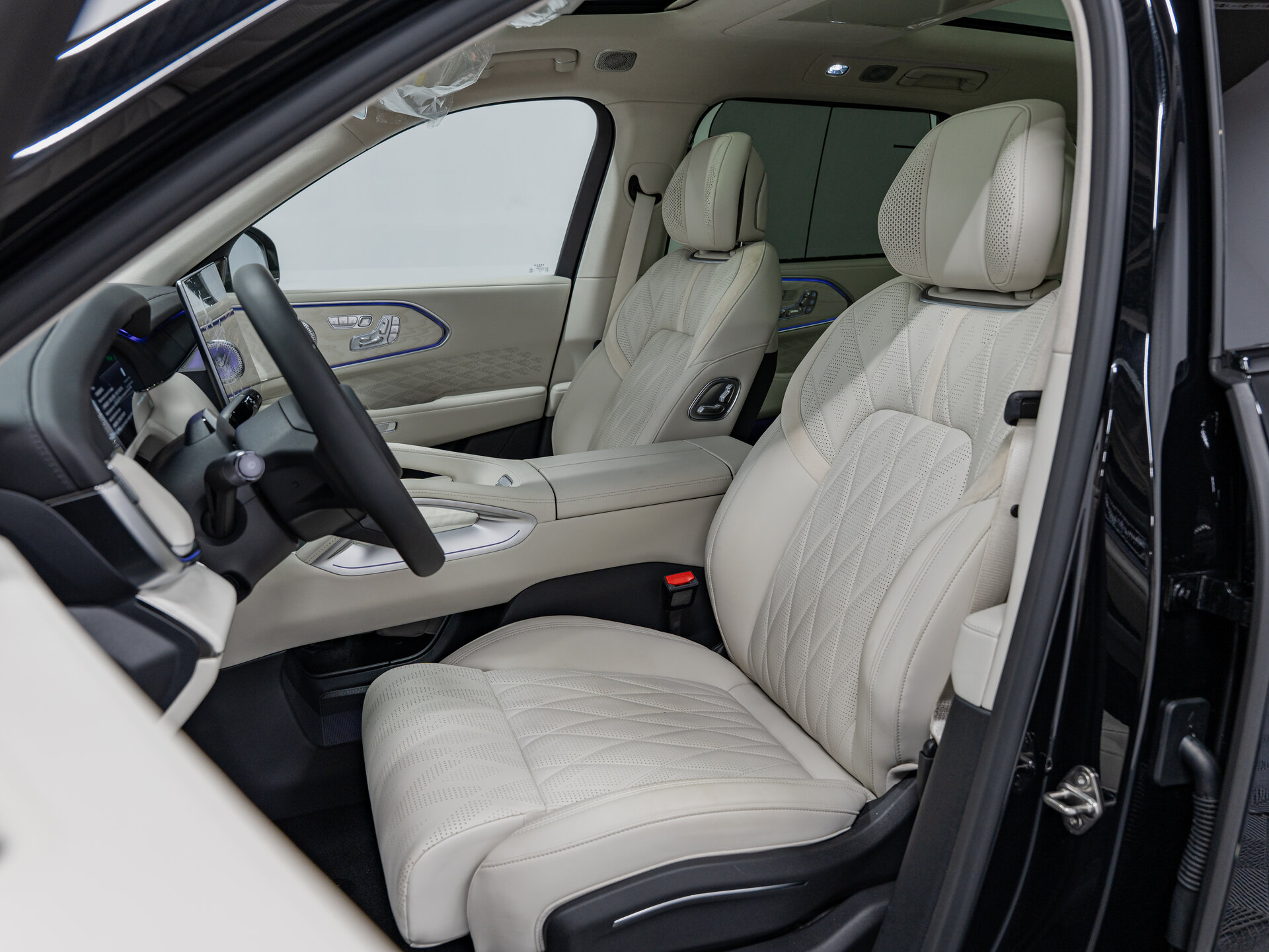 Автомобиль Zeekr 8X 70 kWh 2.0hyb AT (898 л.с.) 4WD - 3