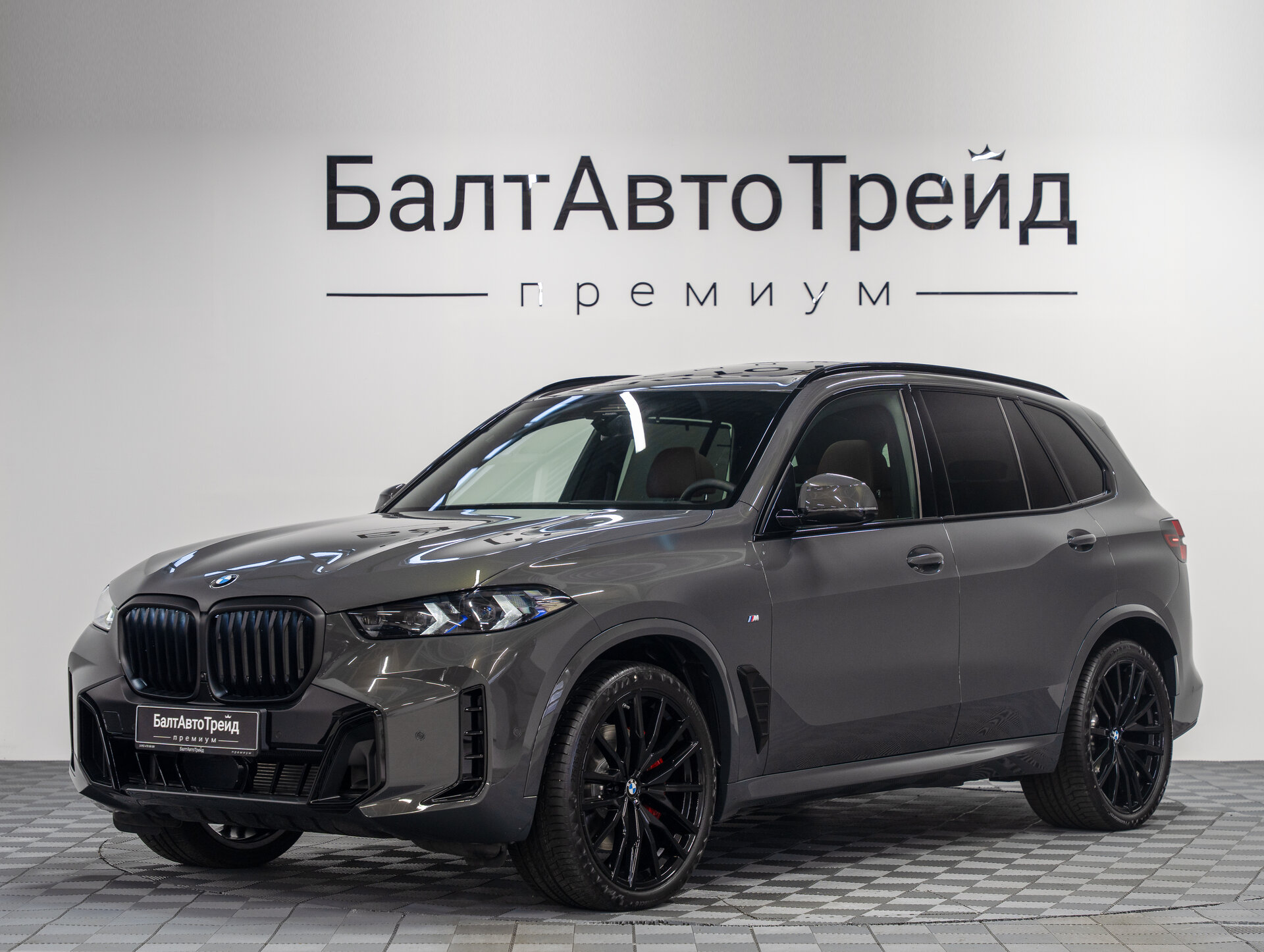 Автомобиль BMW X5 40i 3.0 AT (381 л.с.) 4WD - 1