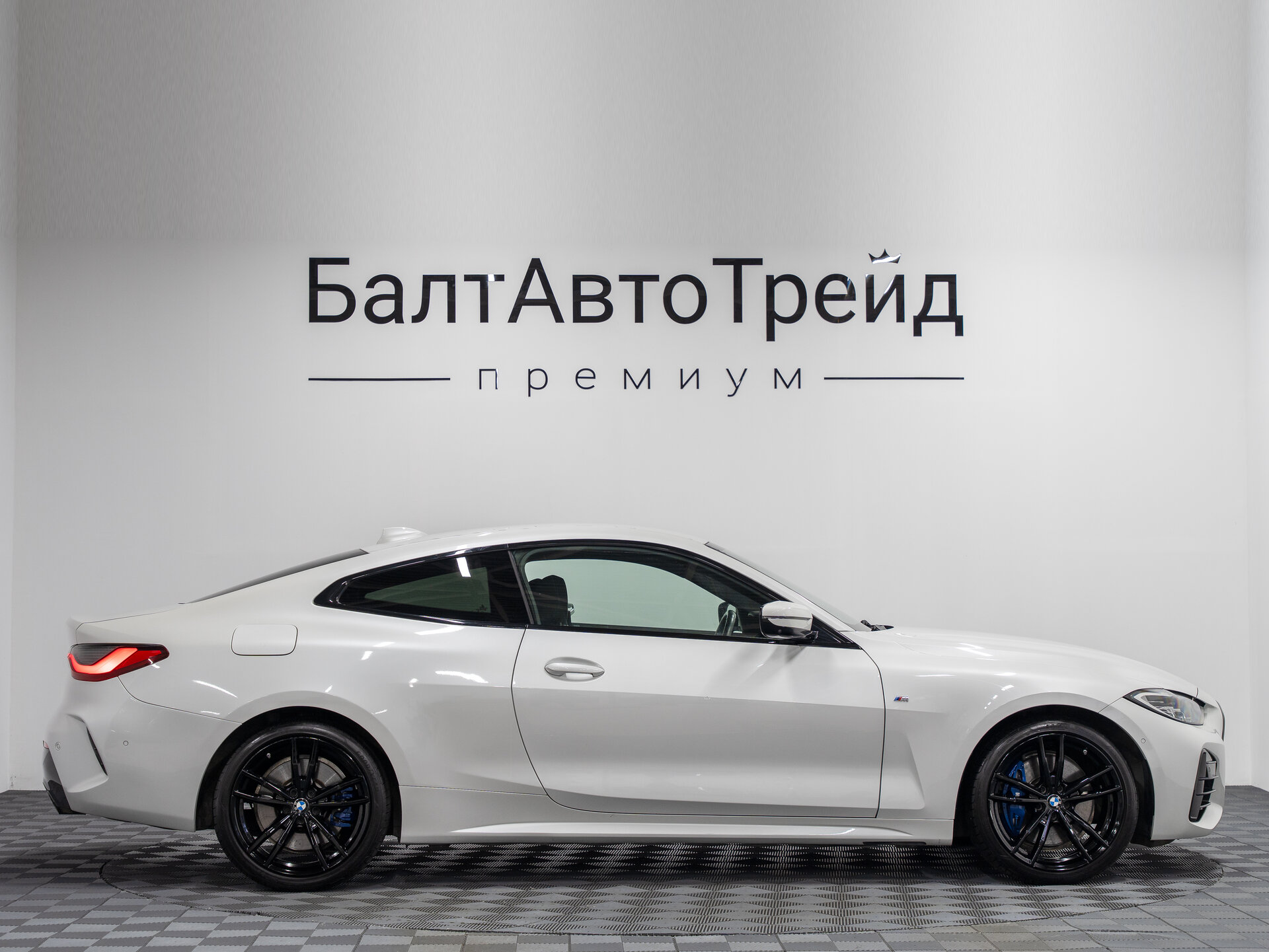 Автомобиль BMW 4 серии 420d xDrive 2.0d AT (190 л.с.) 4WD - 6
