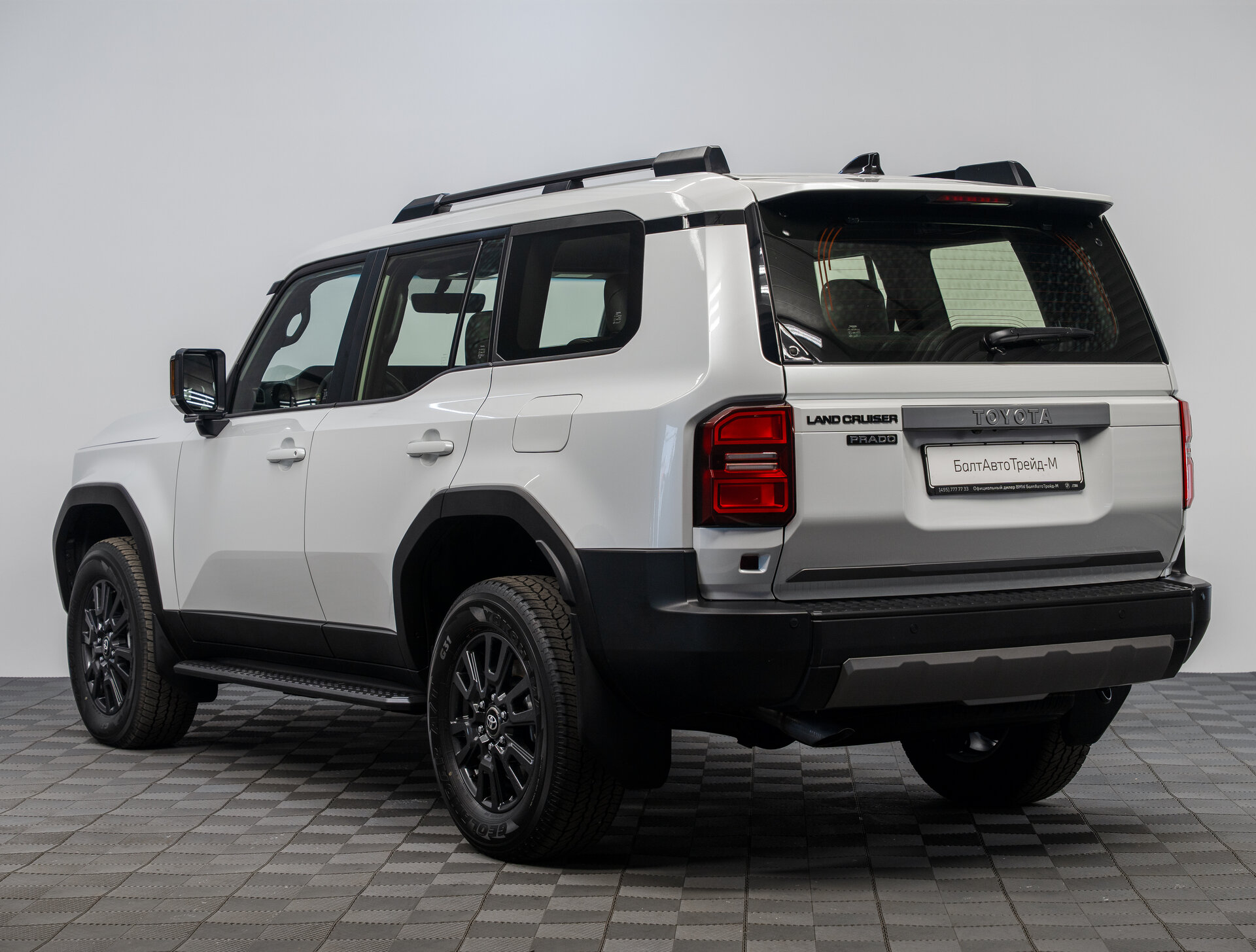 Автомобиль Toyota Land Cruiser Prado 2.8d AT (204 л.с.) 4WD - 7