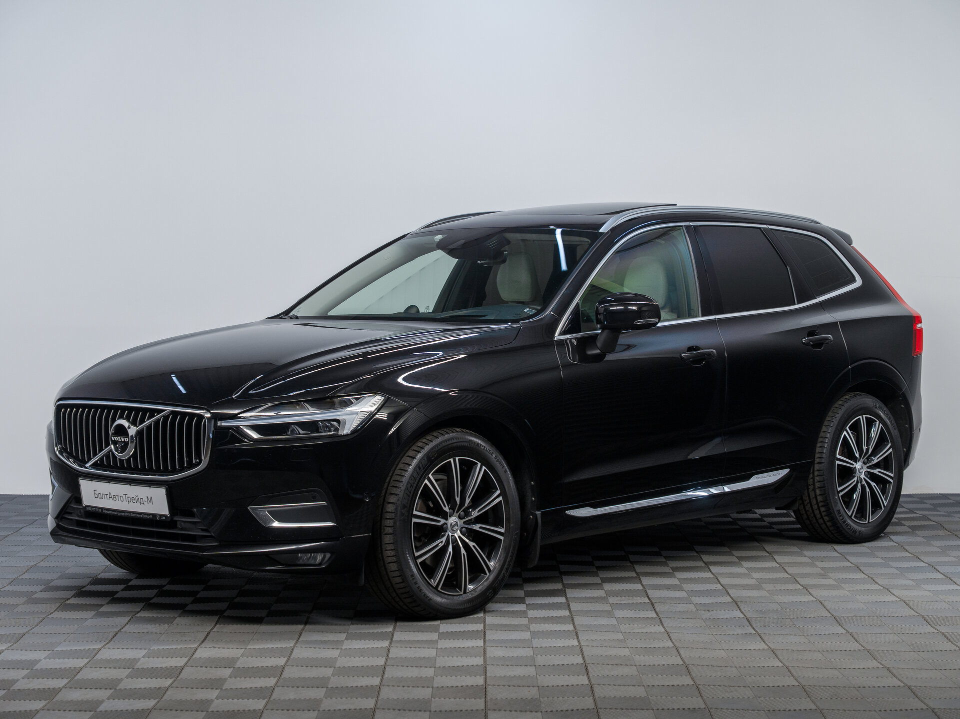 Автомобиль Volvo XC60 2.0d AT (190 л.с.) 4WD - 1