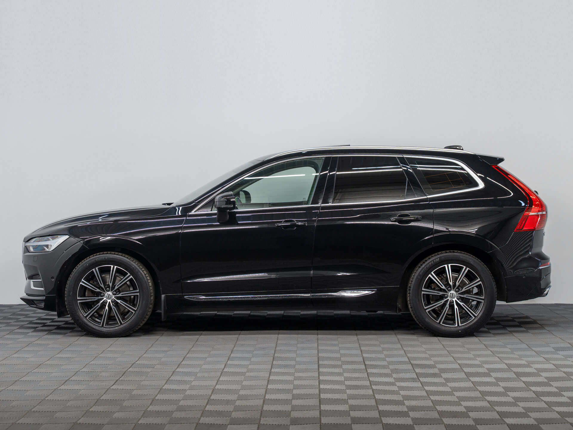 Автомобиль Volvo XC60 2.0d AT (190 л.с.) 4WD - 8